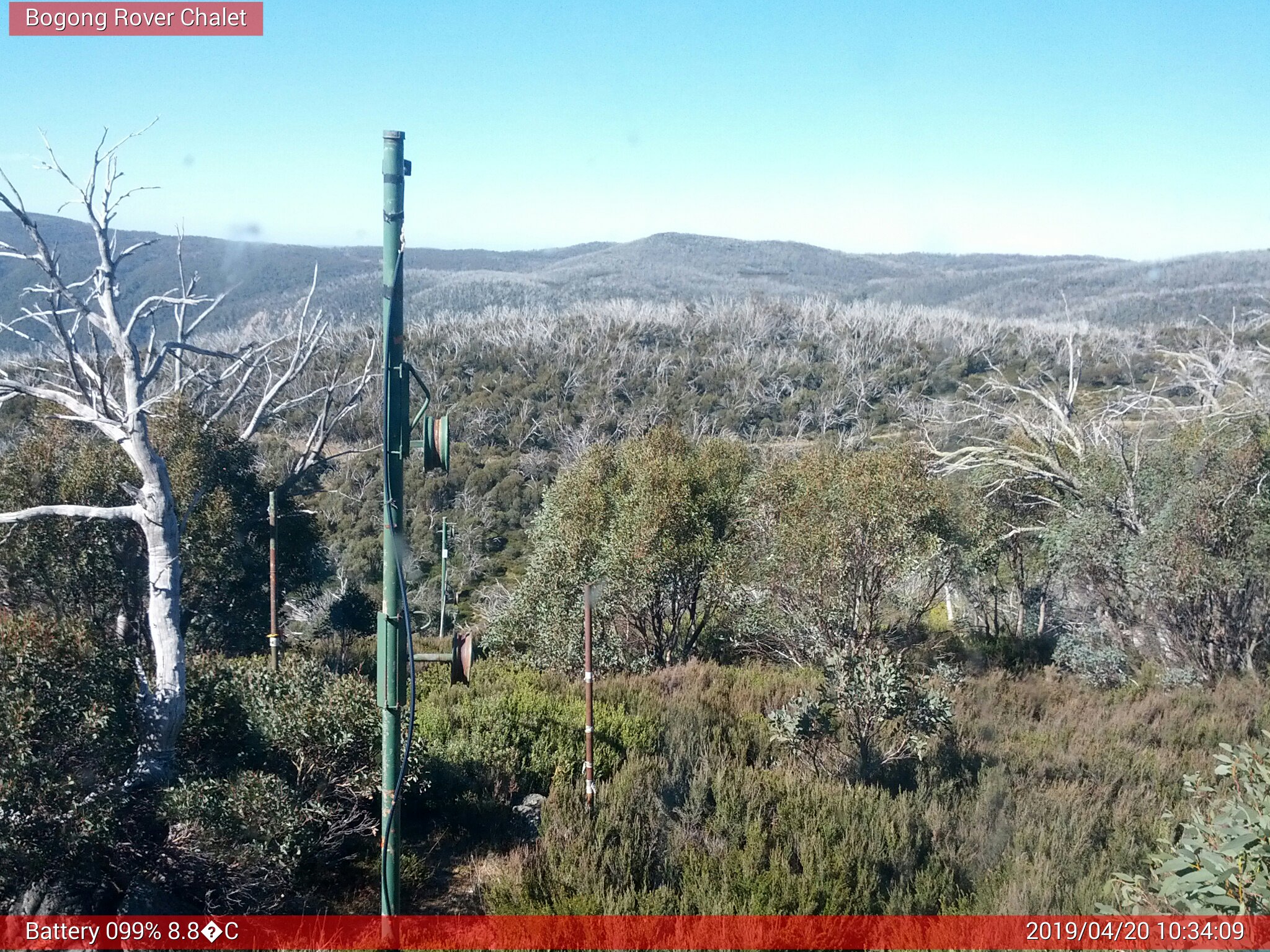 Bogong Web Cam 10:34am Saturday 20th of April 2019