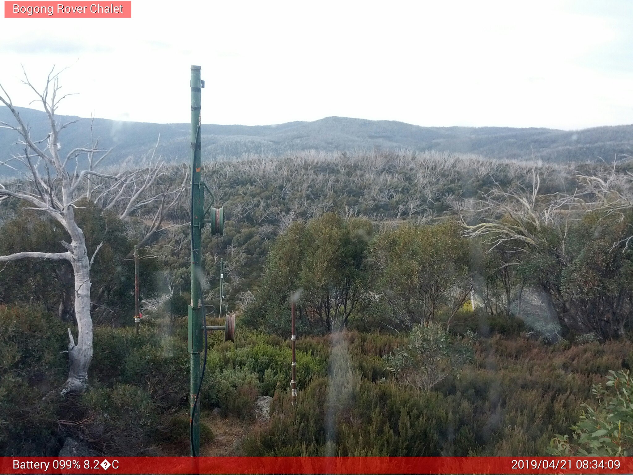 Bogong Web Cam 8:34am Sunday 21st of April 2019