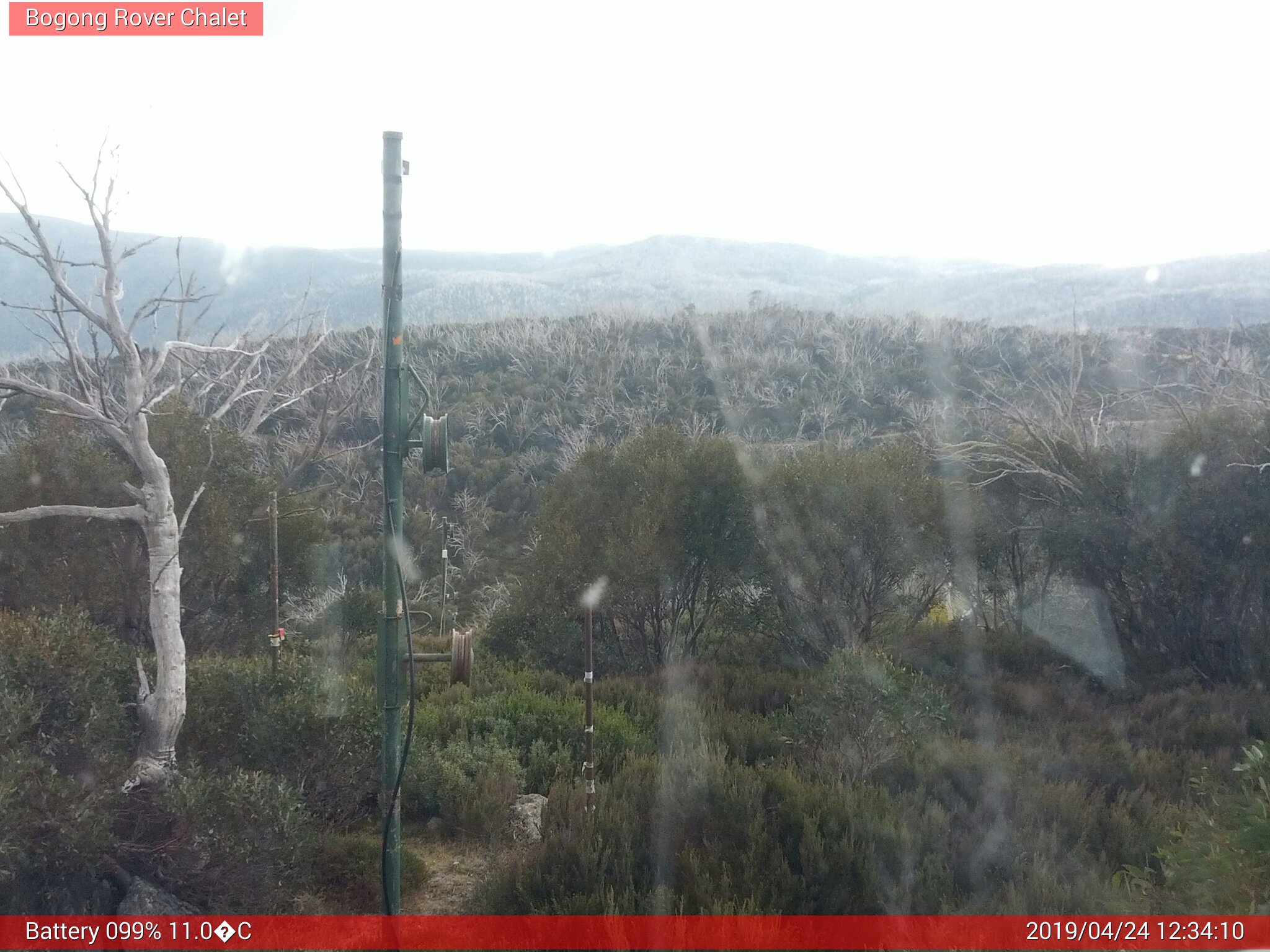 Bogong Web Cam 12:34pm Wednesday 24th of April 2019