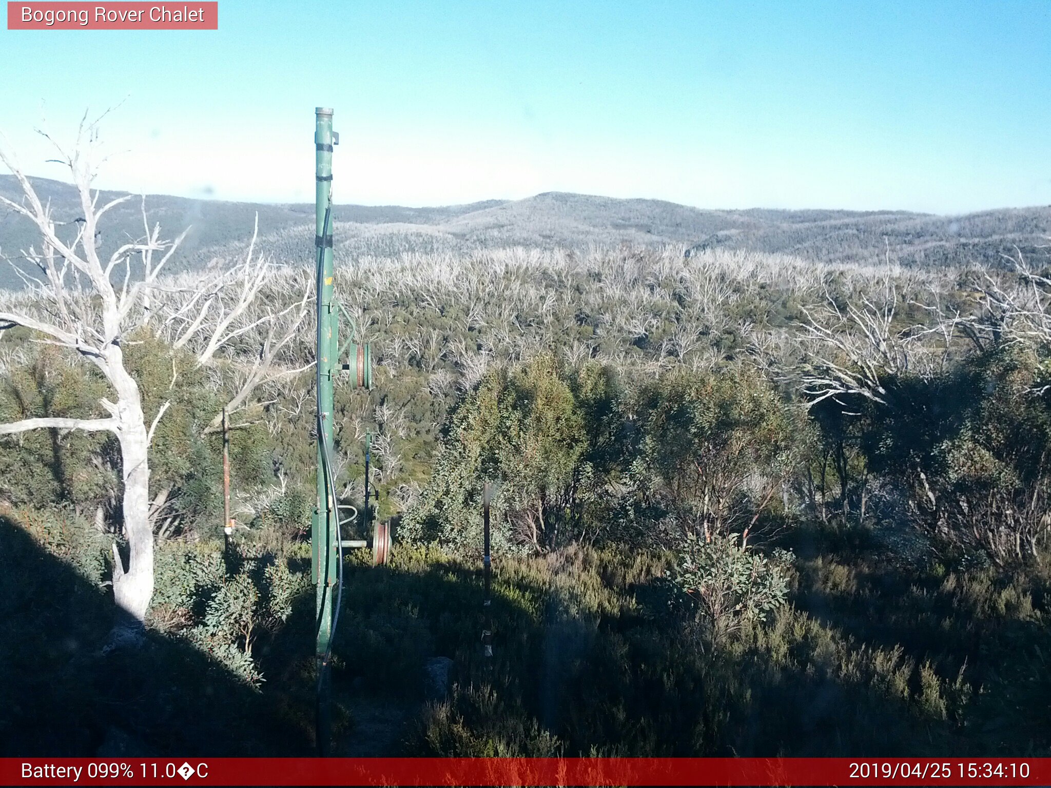 Bogong Web Cam 3:34pm Thursday 25th of April 2019