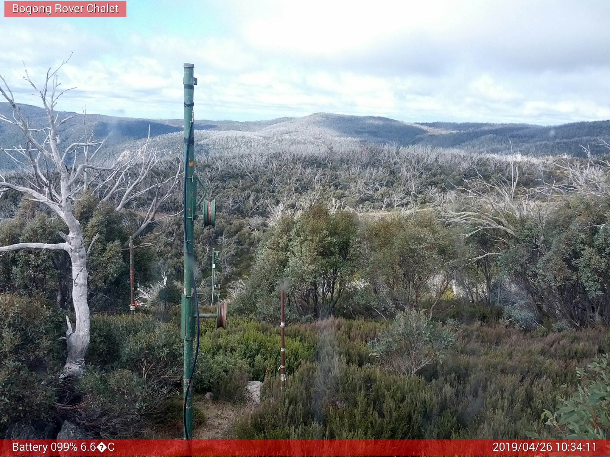 Bogong Web Cam 10:34am Friday 26th of April 2019