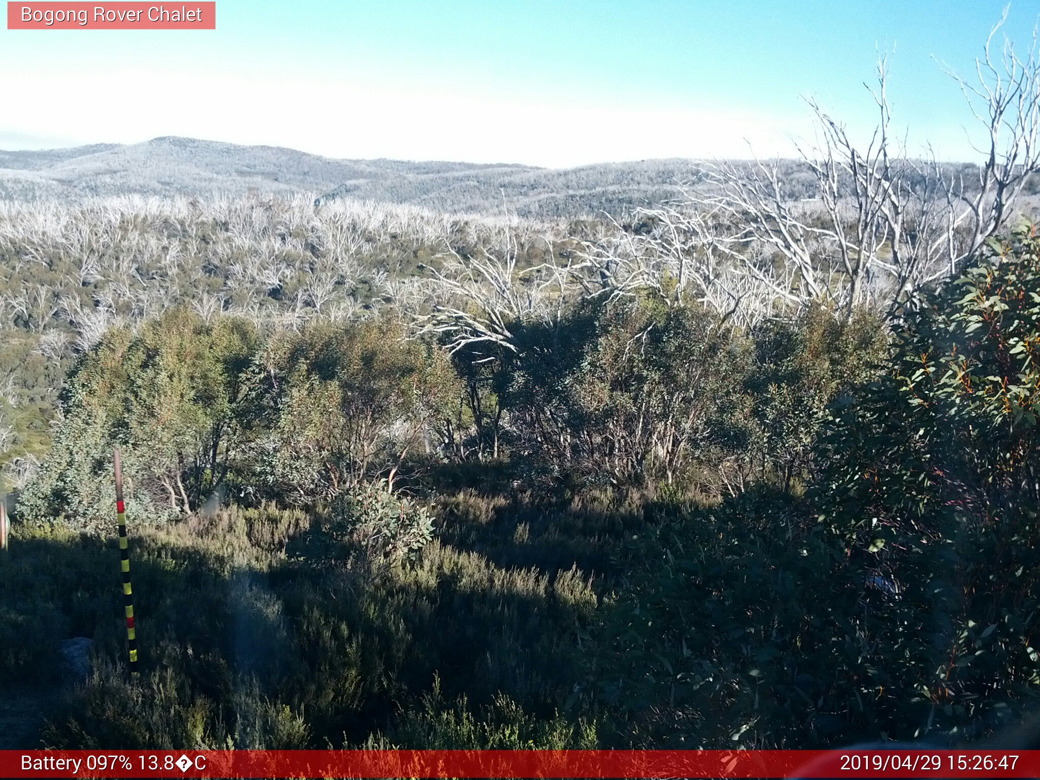 Bogong Web Cam 3:26pm Monday 29th of April 2019