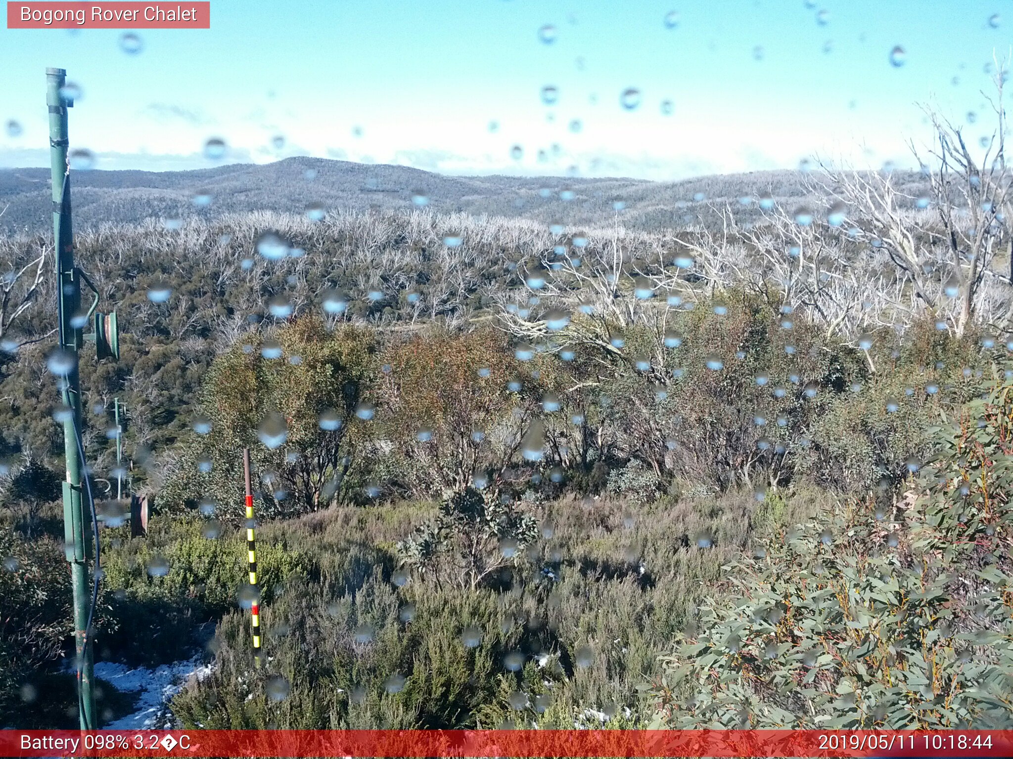 Bogong Web Cam 10:18am Saturday 11th of May 2019