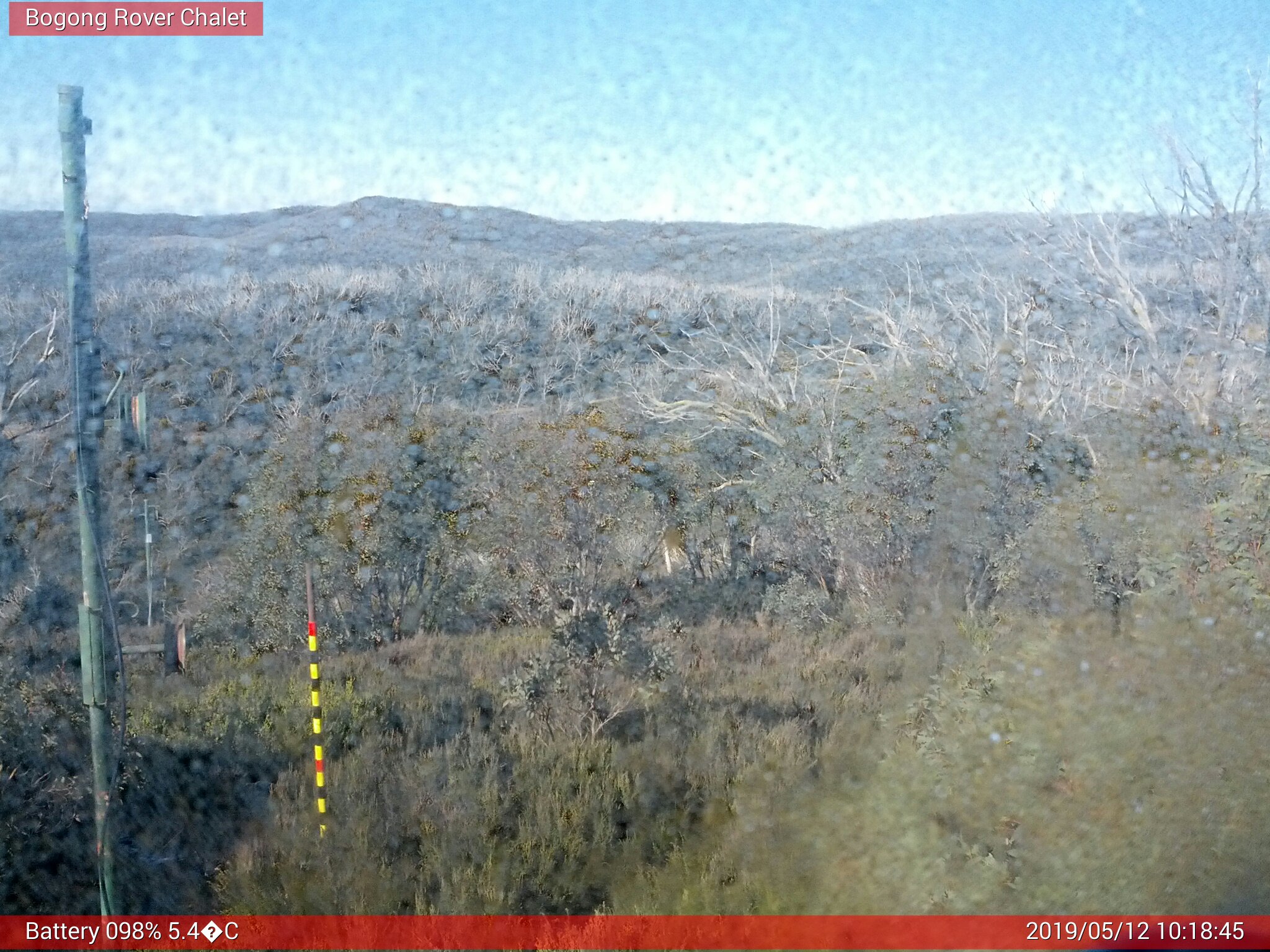 Bogong Web Cam 10:18am Sunday 12th of May 2019