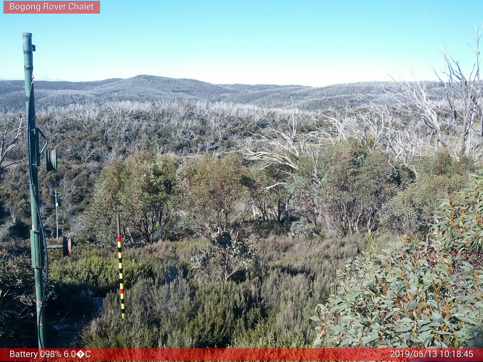 Bogong Web Cam 10:18am Monday 13th of May 2019