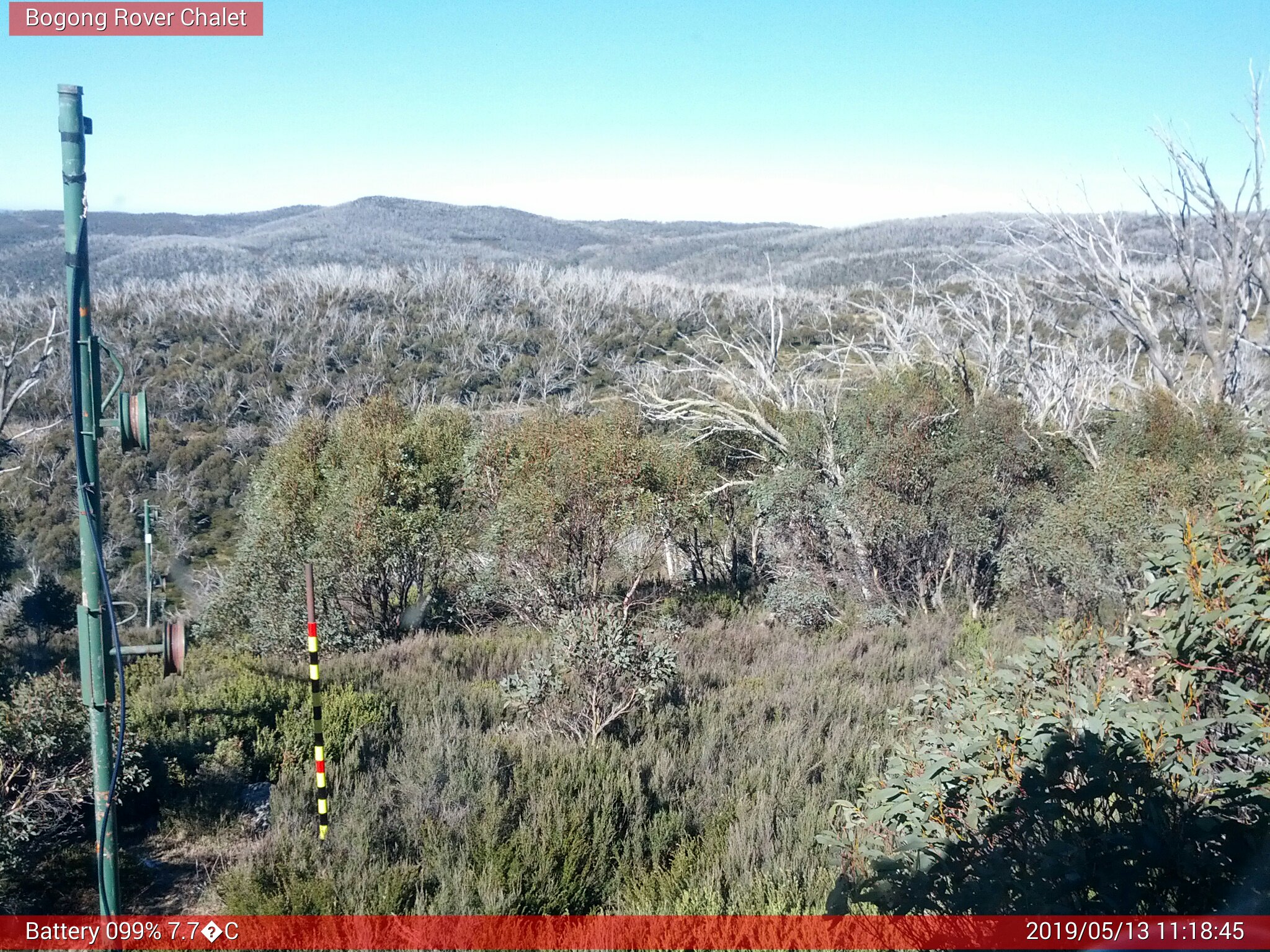 Bogong Web Cam 11:18am Monday 13th of May 2019