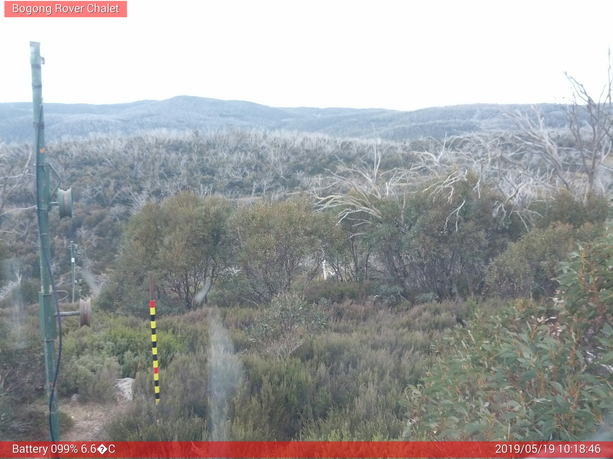 Bogong Web Cam 10:18am Sunday 19th of May 2019