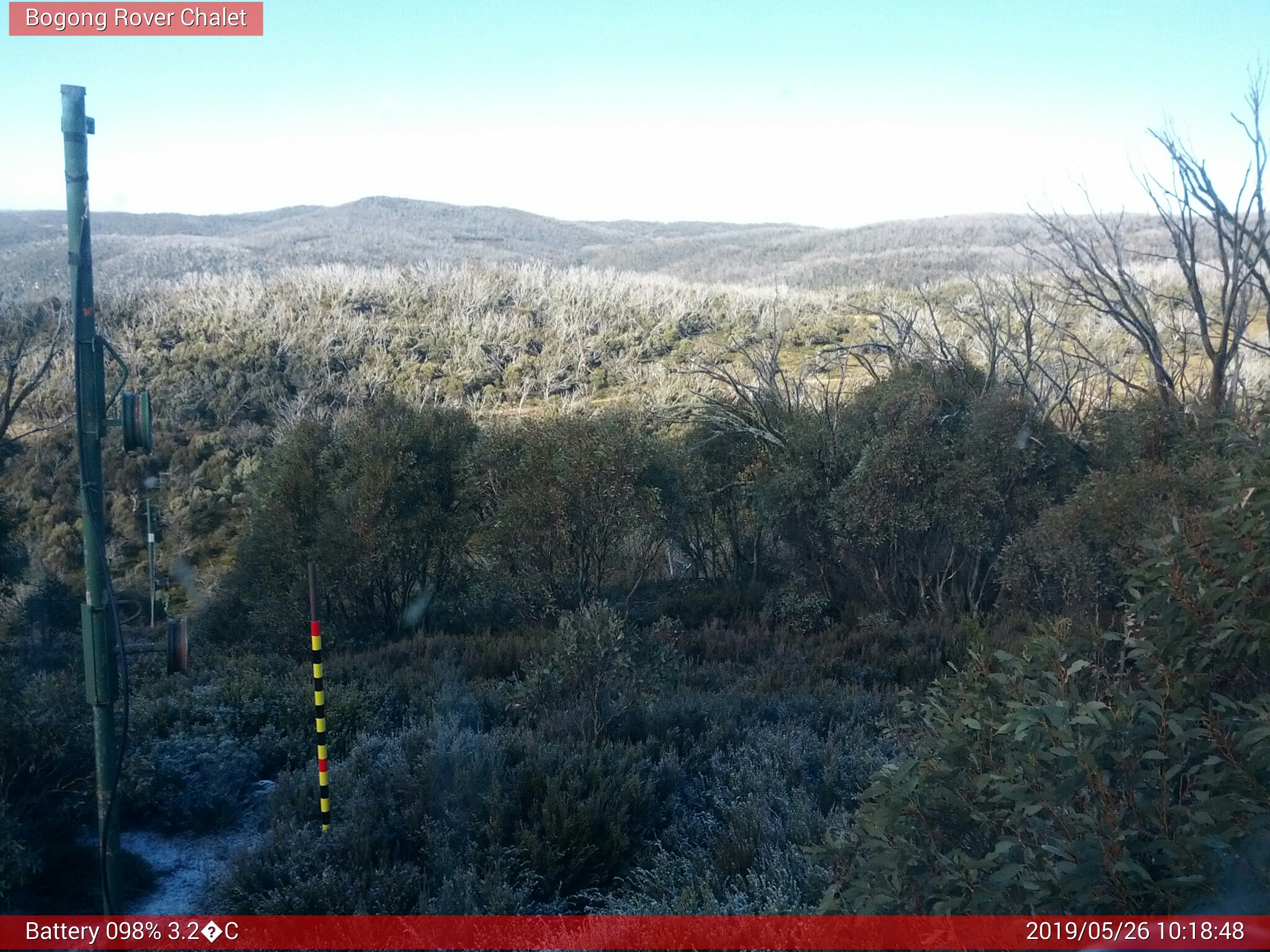 Bogong Web Cam 10:18am Sunday 26th of May 2019