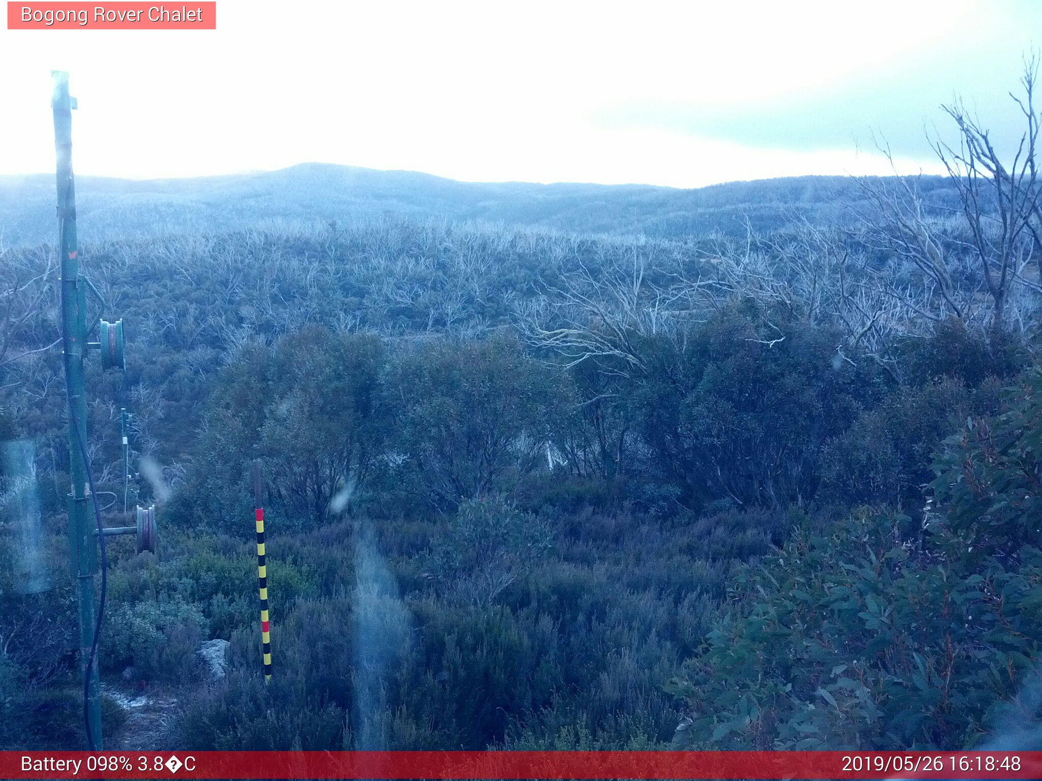 Bogong Web Cam 4:18pm Sunday 26th of May 2019