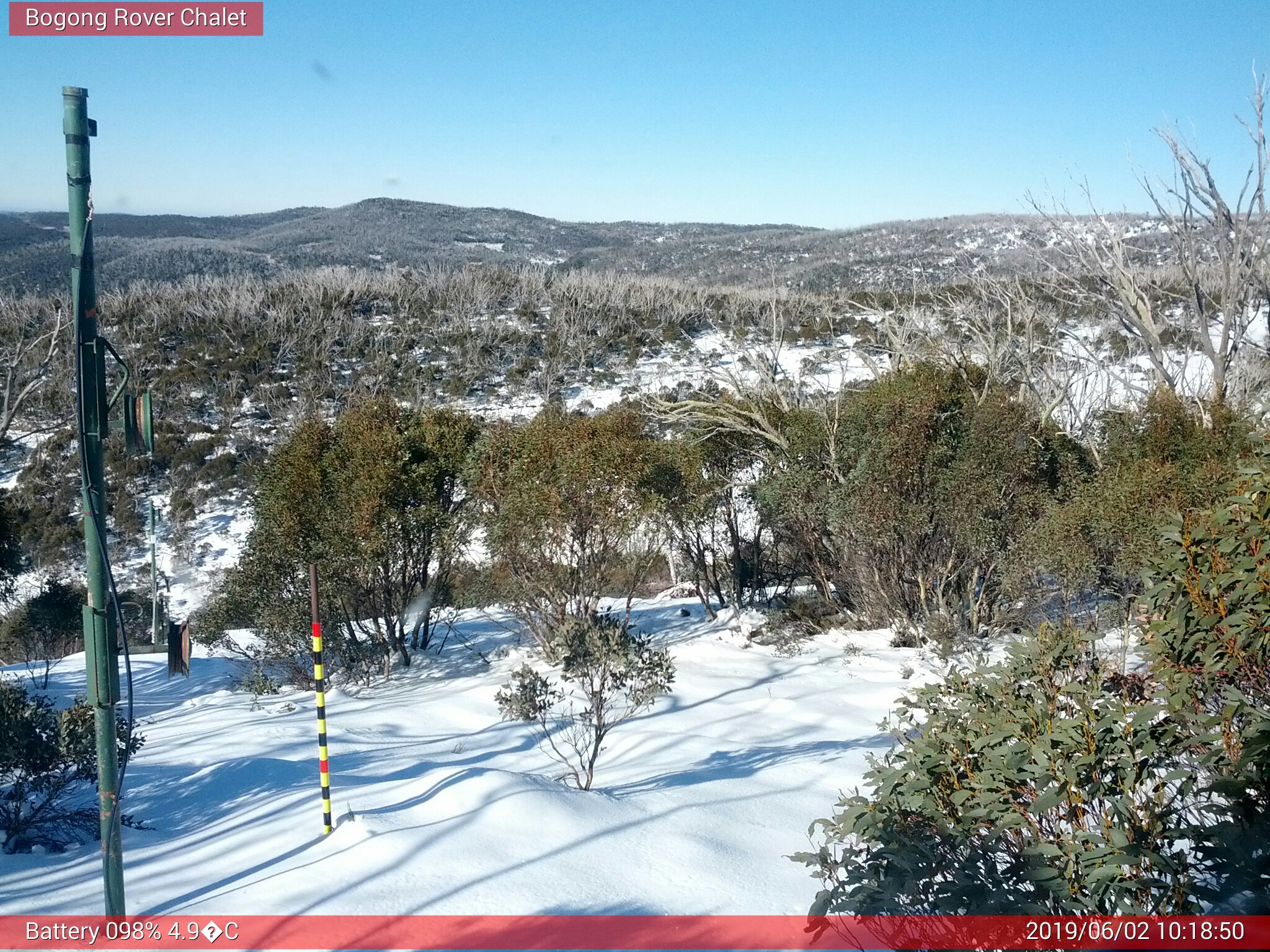 Bogong Web Cam 10:18am Sunday 2nd of June 2019