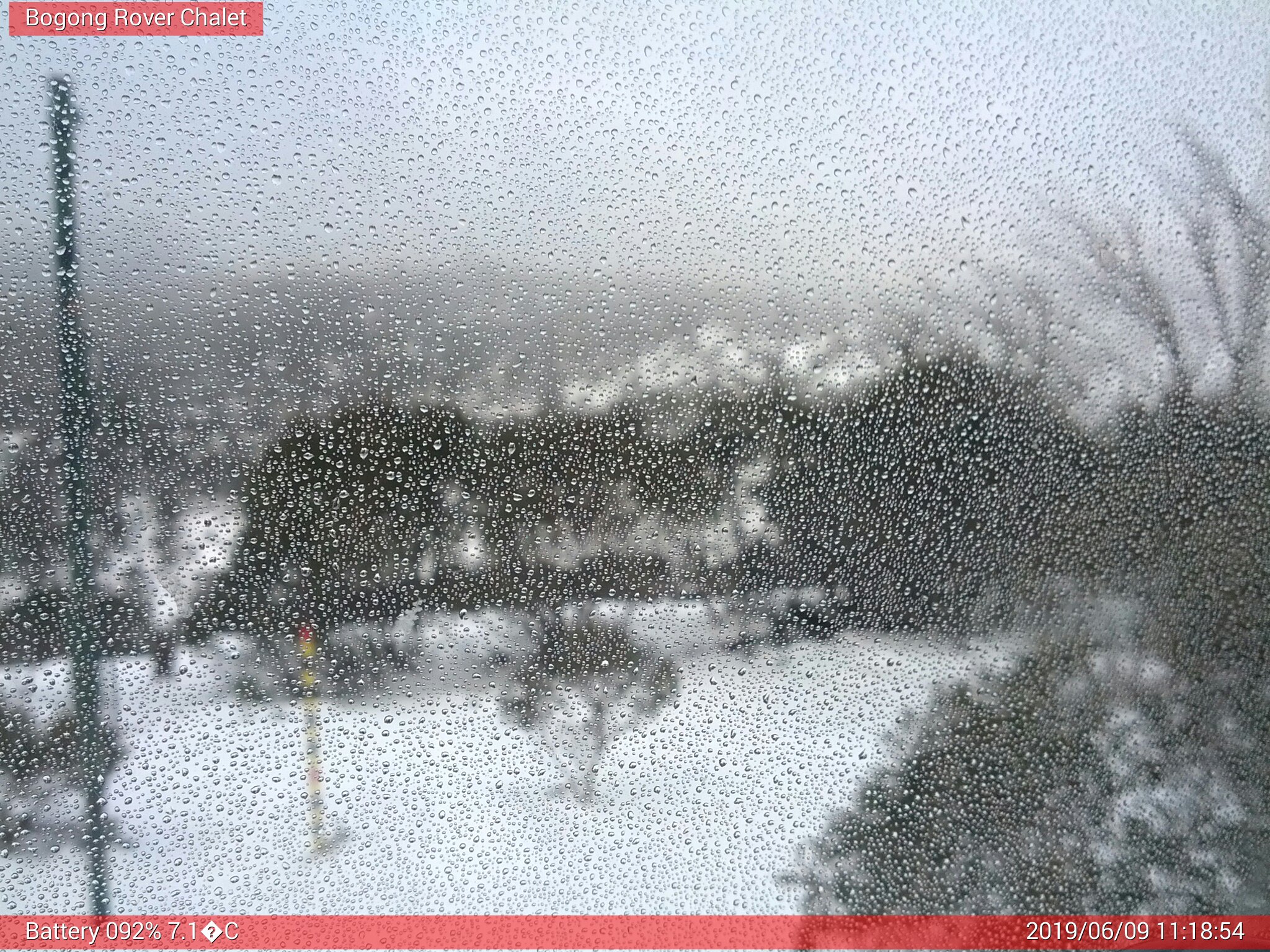 Bogong Web Cam 11:18am Sunday 9th of June 2019