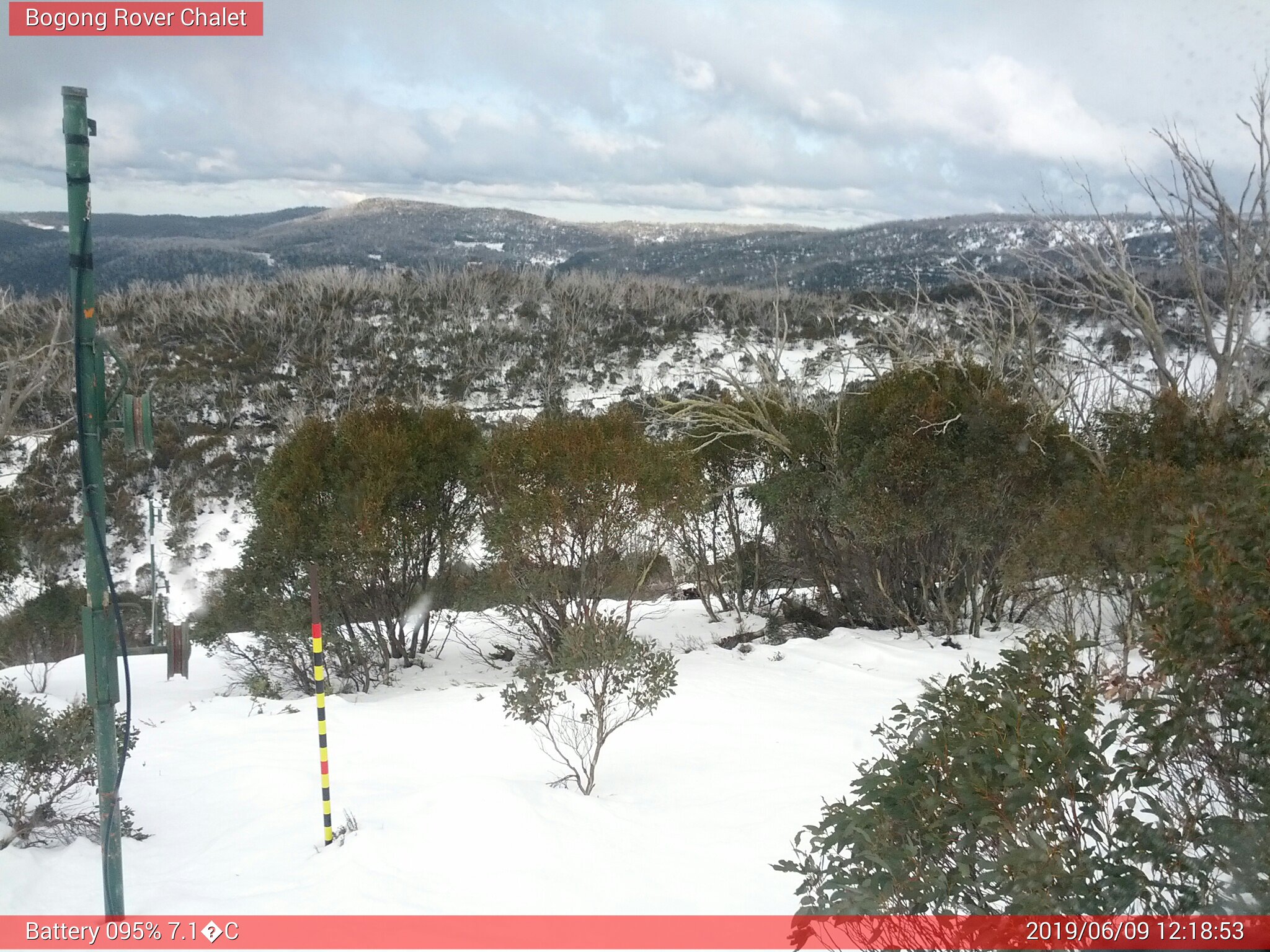 Bogong Web Cam 12:18pm Sunday 9th of June 2019