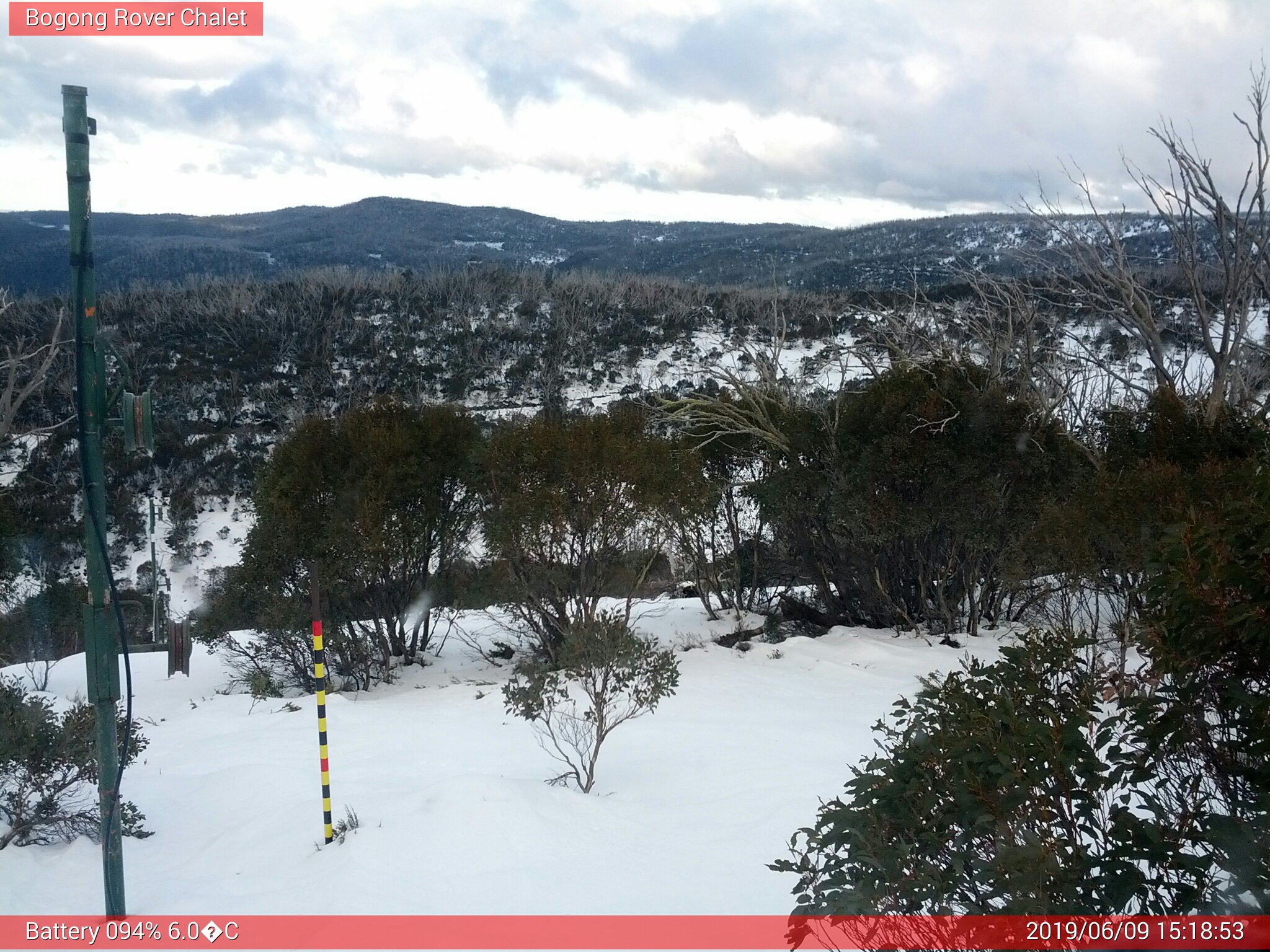 Bogong Web Cam 3:18pm Sunday 9th of June 2019