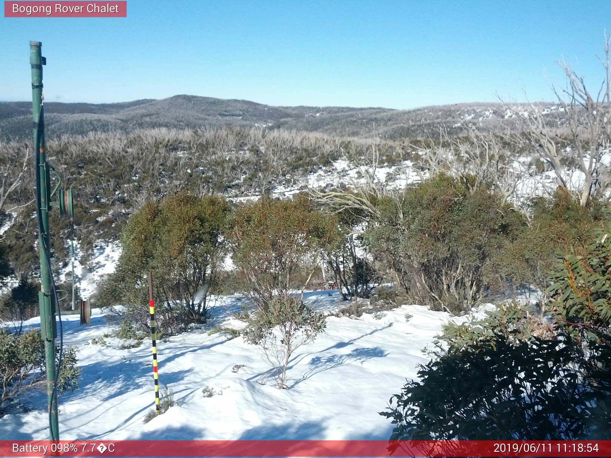 Bogong Web Cam 11:18am Tuesday 11th of June 2019