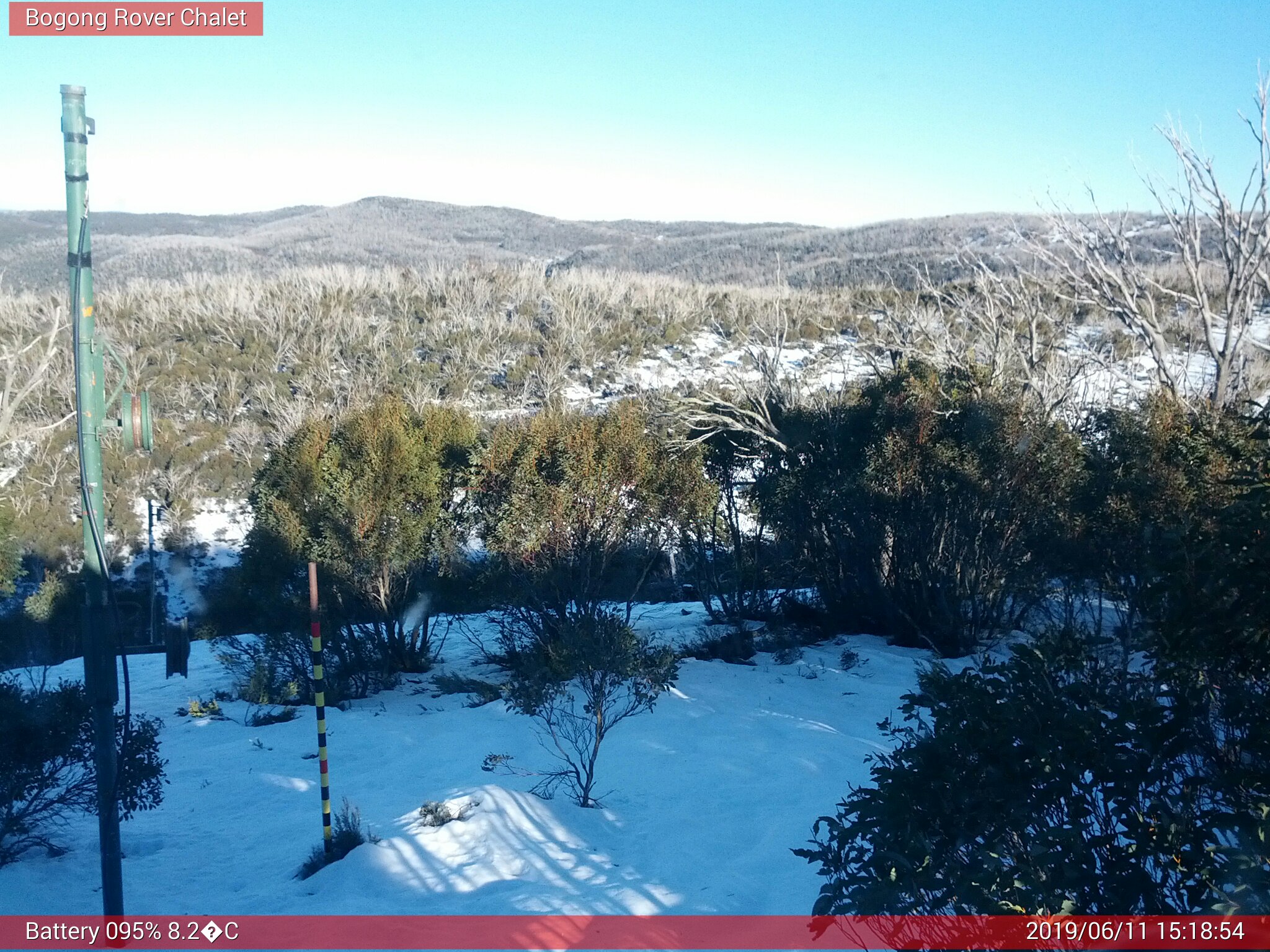 Bogong Web Cam 3:18pm Tuesday 11th of June 2019