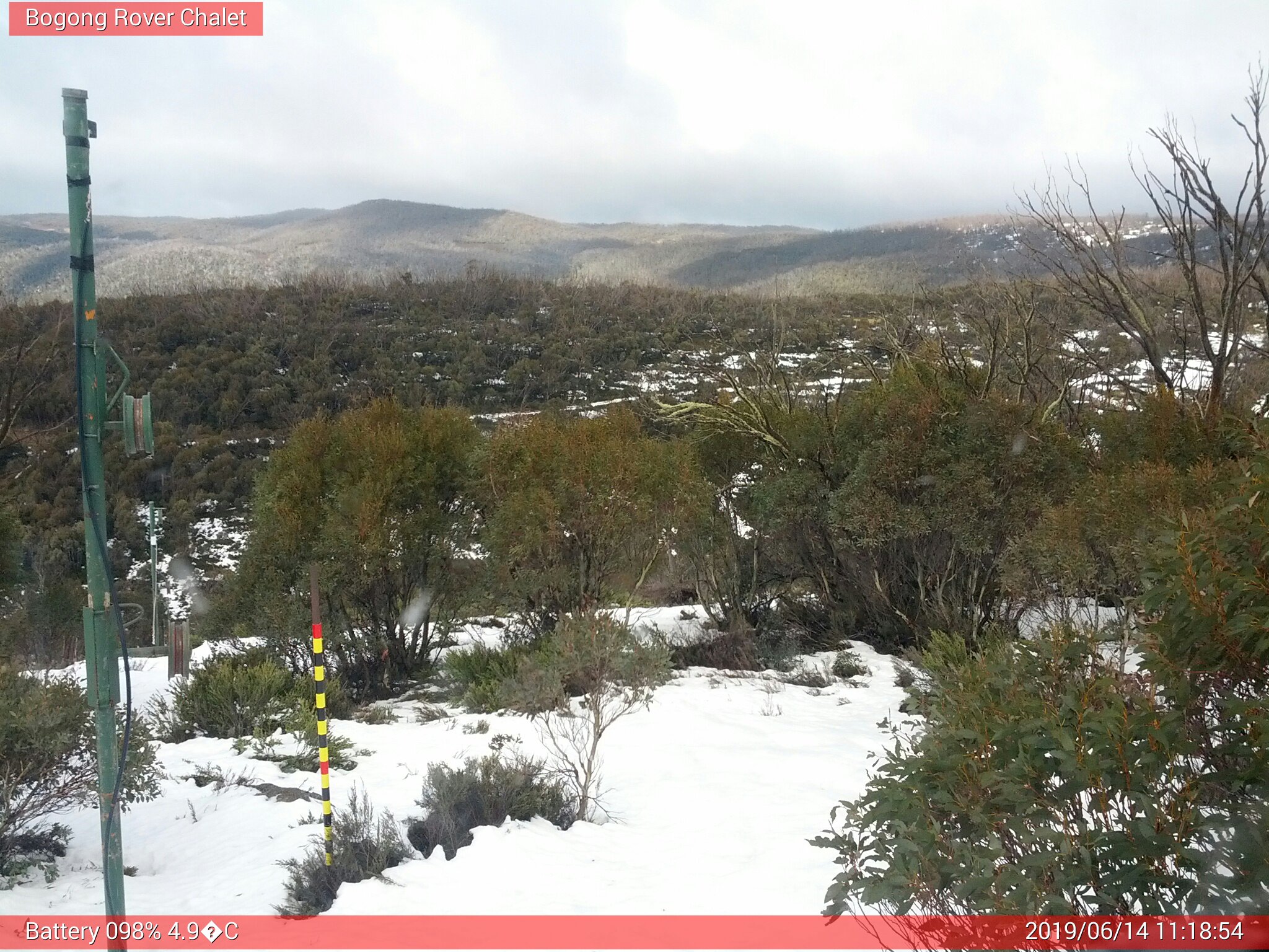 Bogong Web Cam 11:18am Friday 14th of June 2019