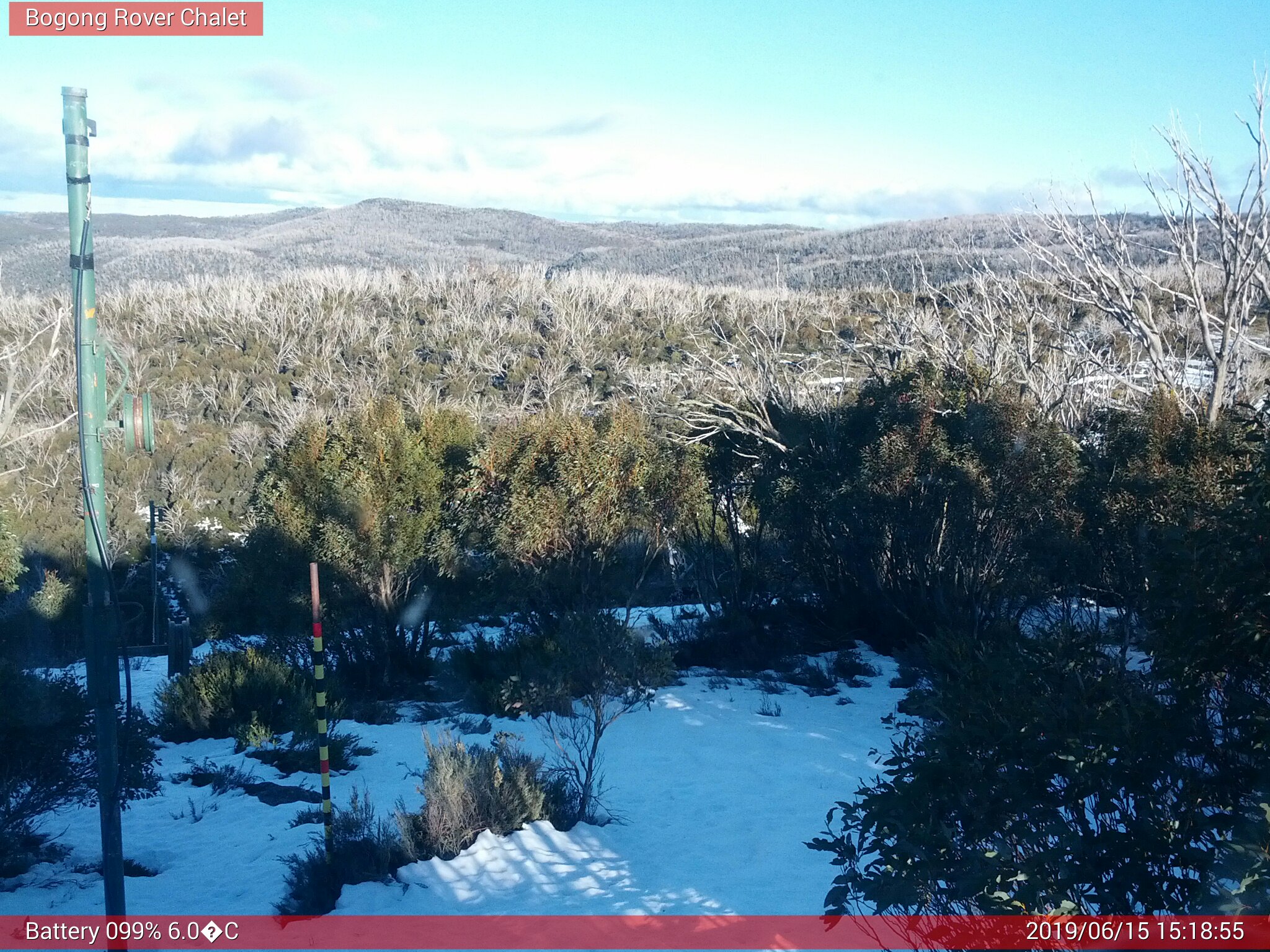 Bogong Web Cam 3:18pm Saturday 15th of June 2019