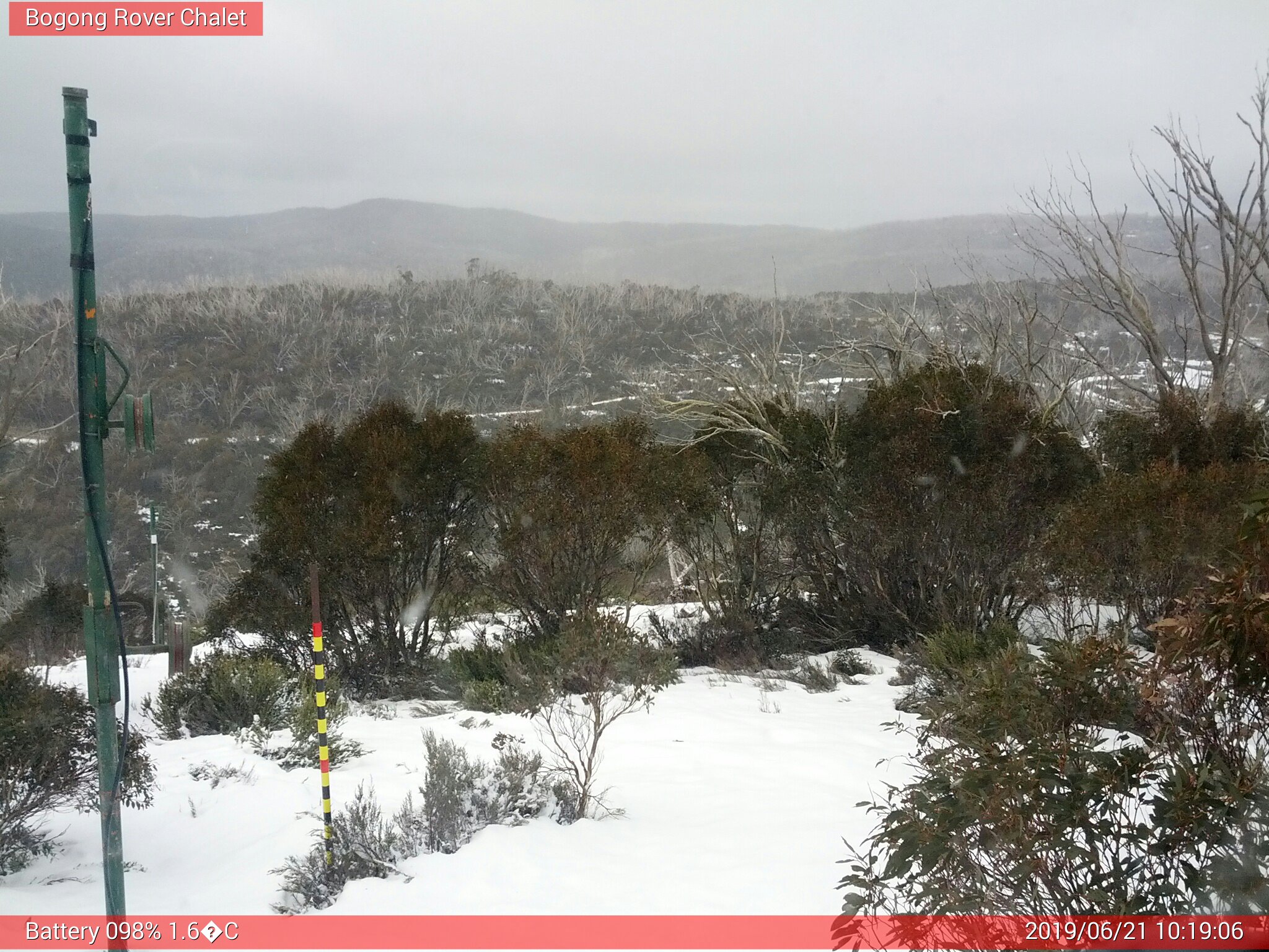 Bogong Web Cam 10:19am Friday 21st of June 2019