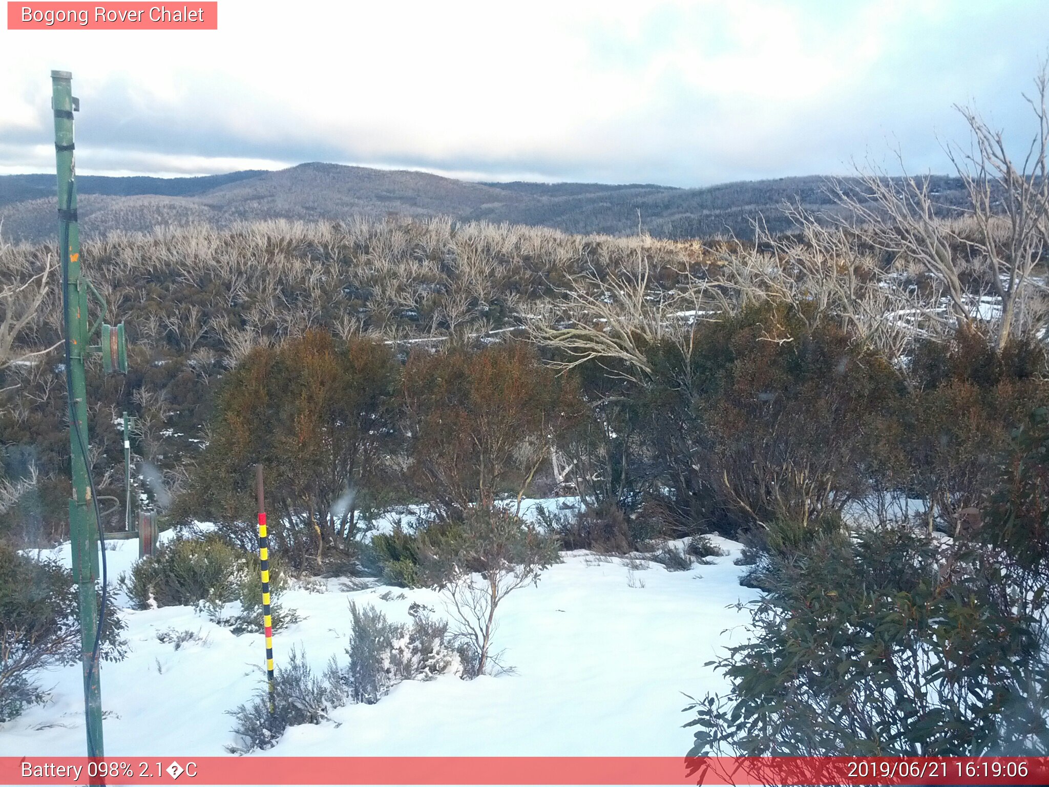 Bogong Web Cam 4:19pm Friday 21st of June 2019