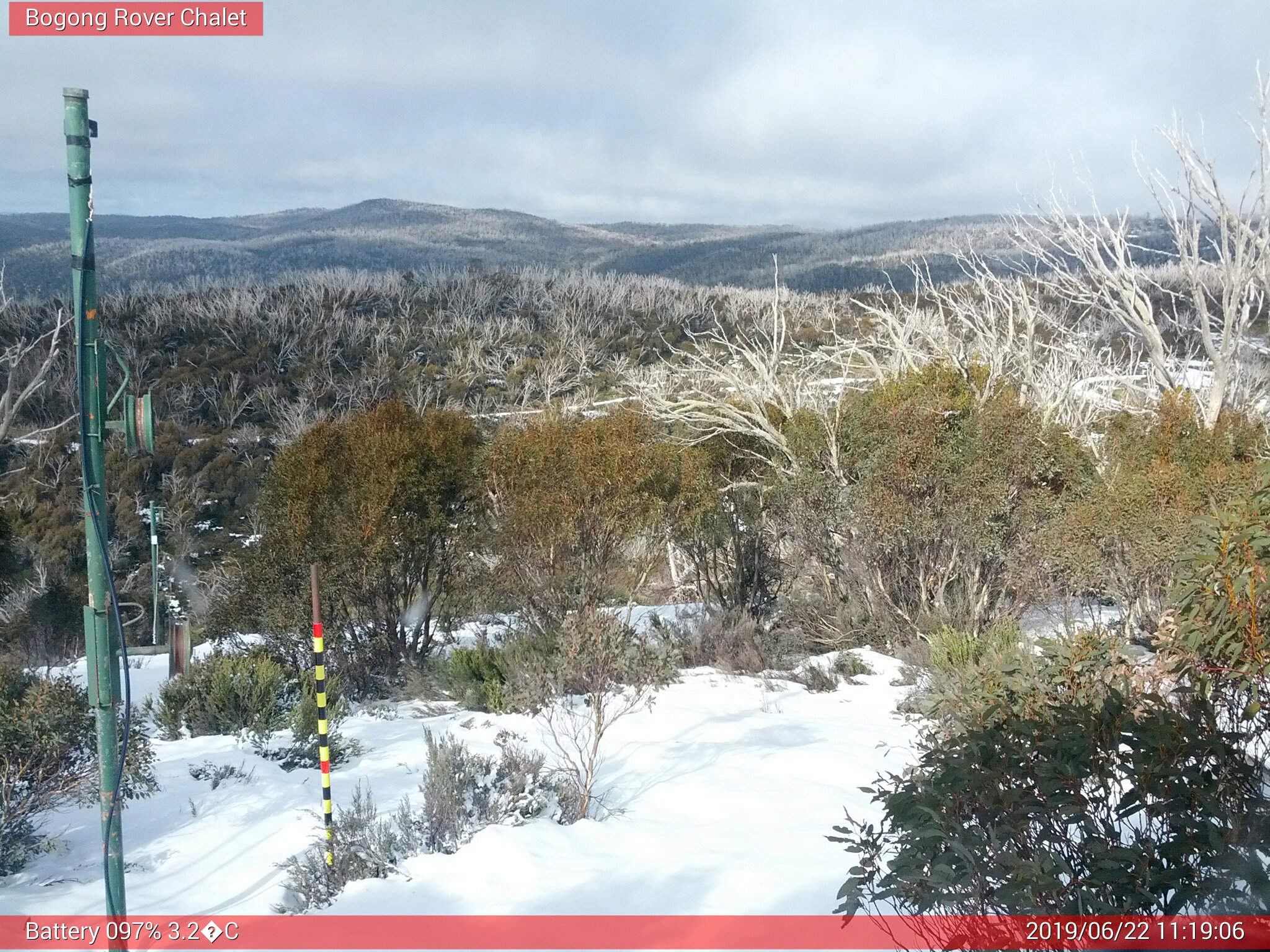 Bogong Web Cam 11:19am Saturday 22nd of June 2019