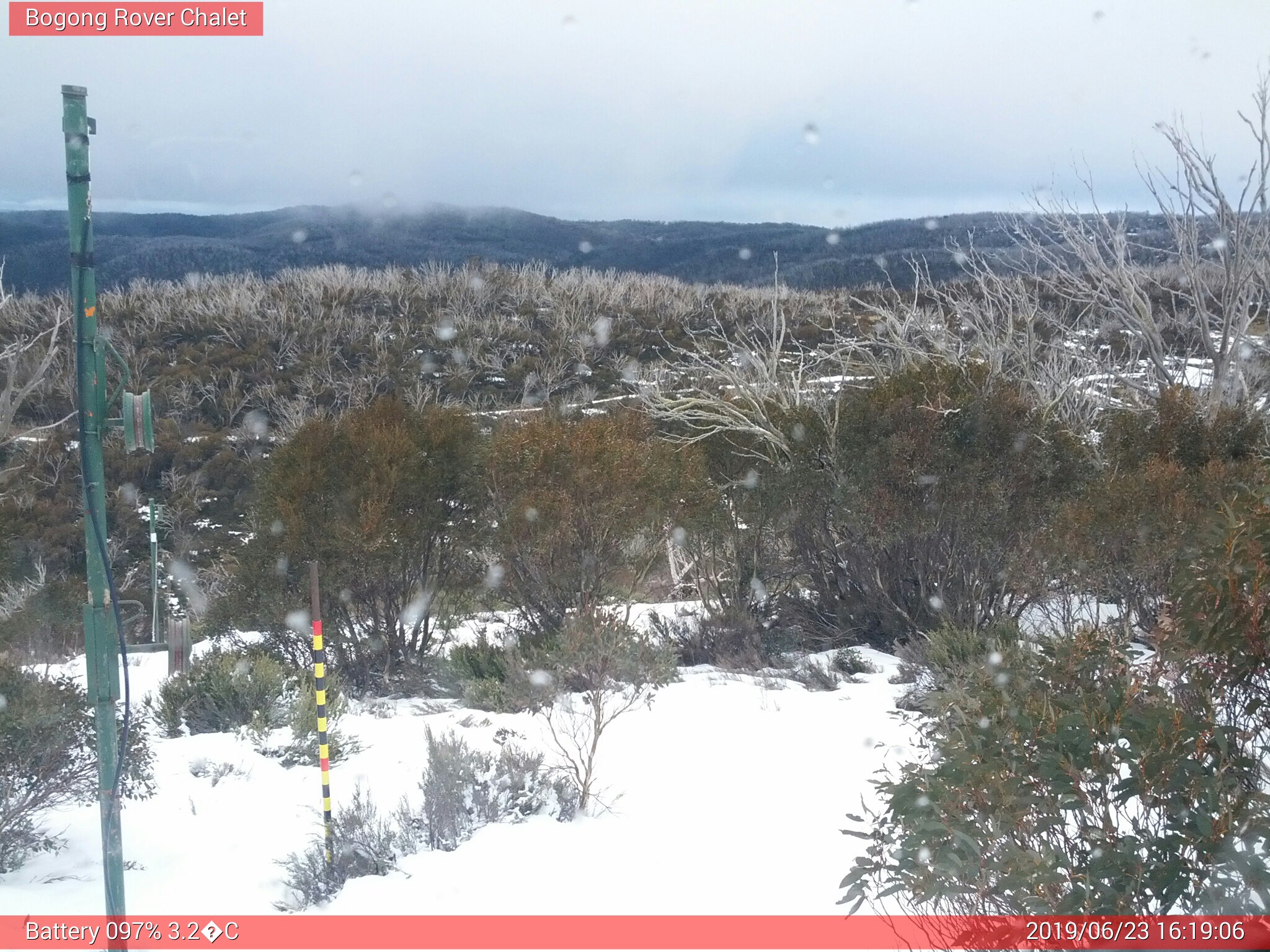 Bogong Web Cam 4:19pm Sunday 23rd of June 2019