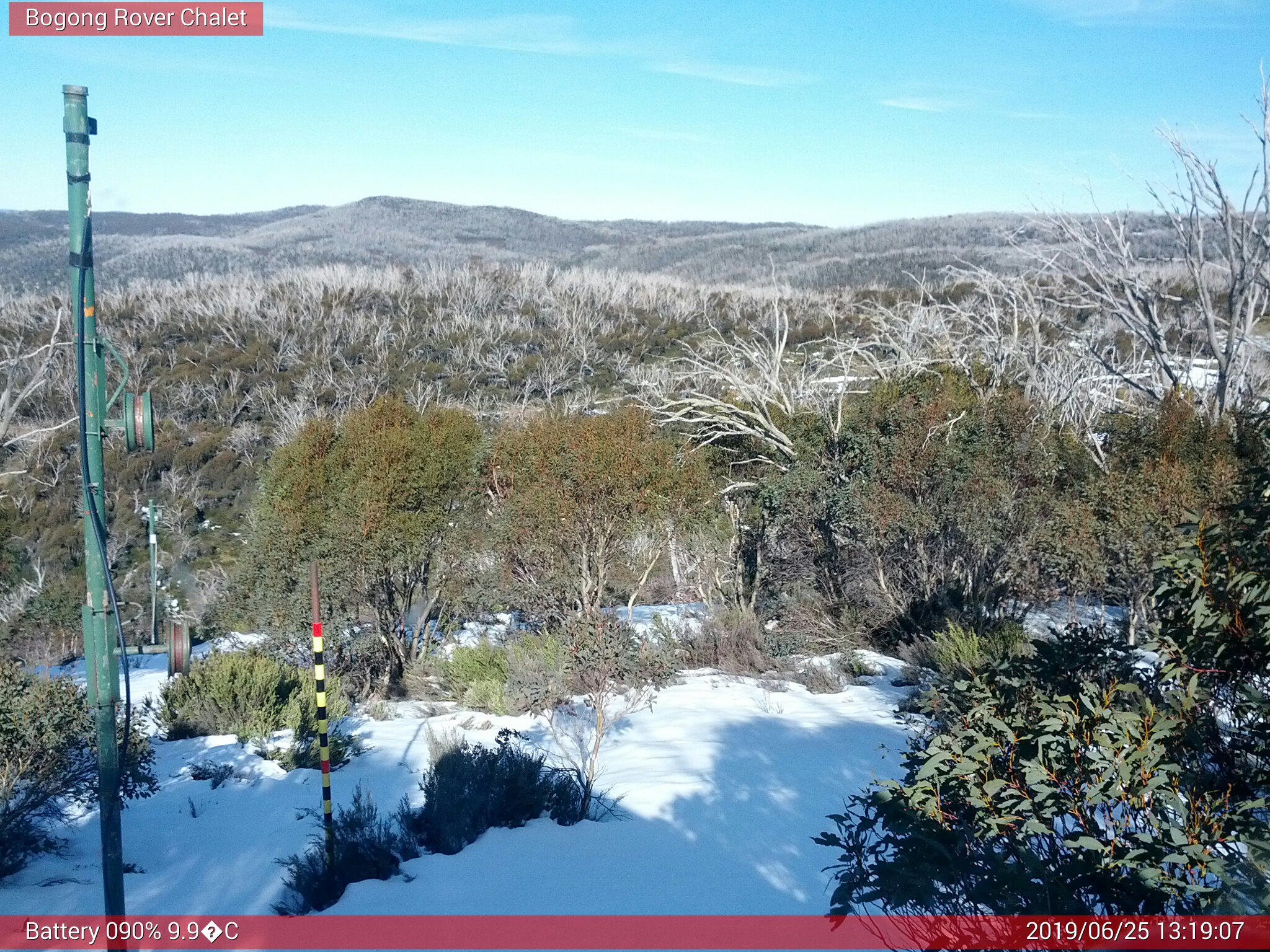 Bogong Web Cam 1:19pm Tuesday 25th of June 2019