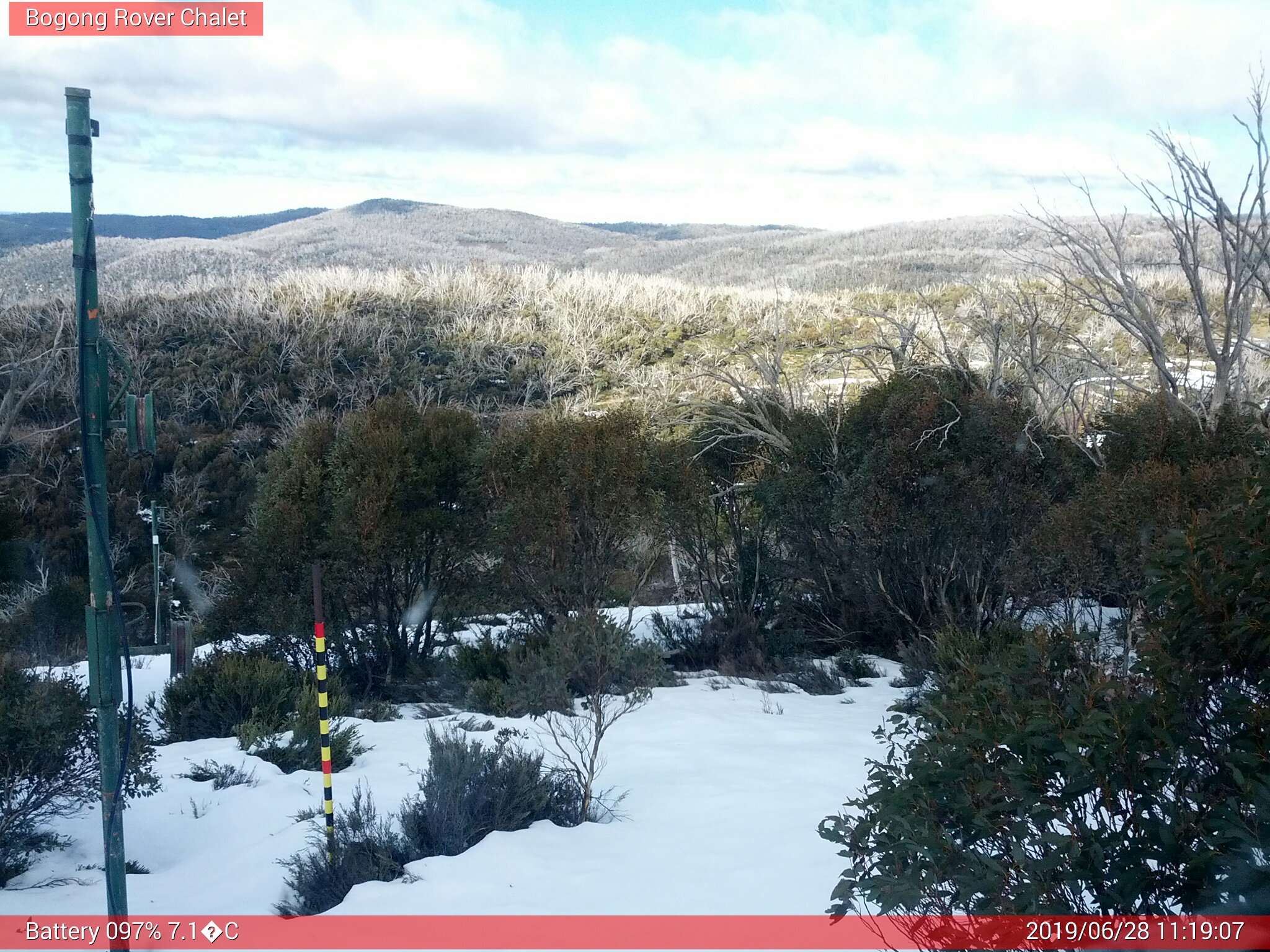 Bogong Web Cam 11:19am Friday 28th of June 2019