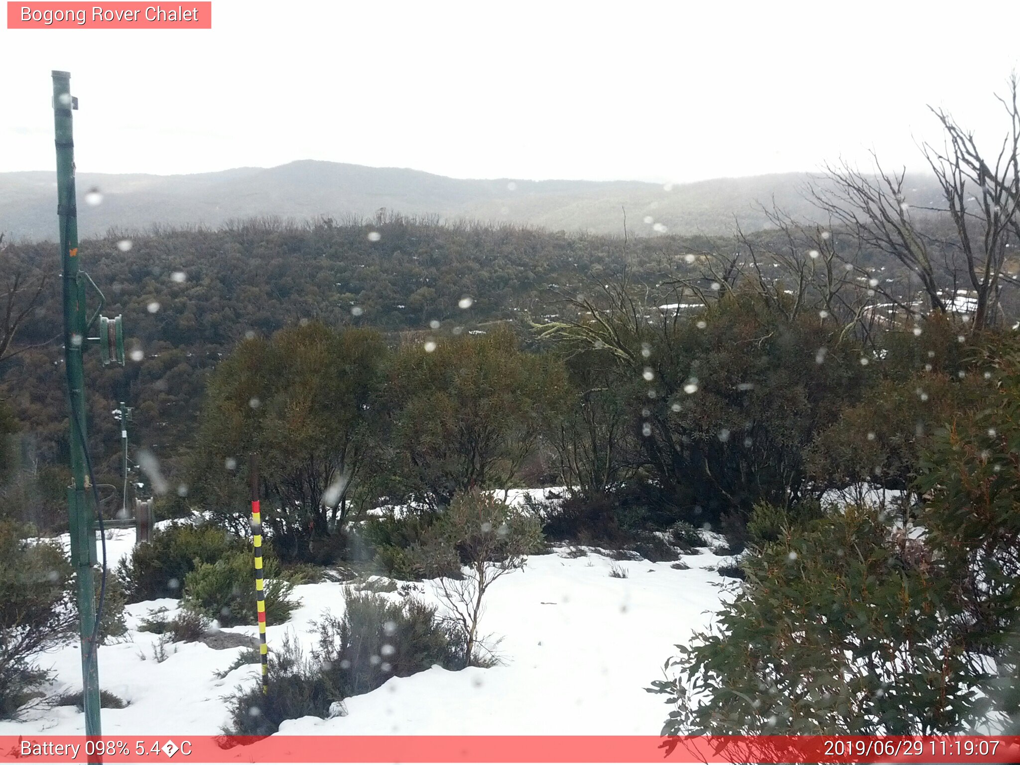 Bogong Web Cam 11:19am Saturday 29th of June 2019