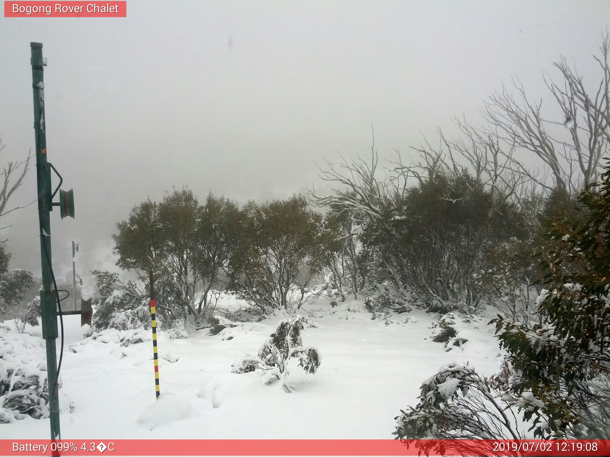 Bogong Web Cam 12:19pm Tuesday 2nd of July 2019