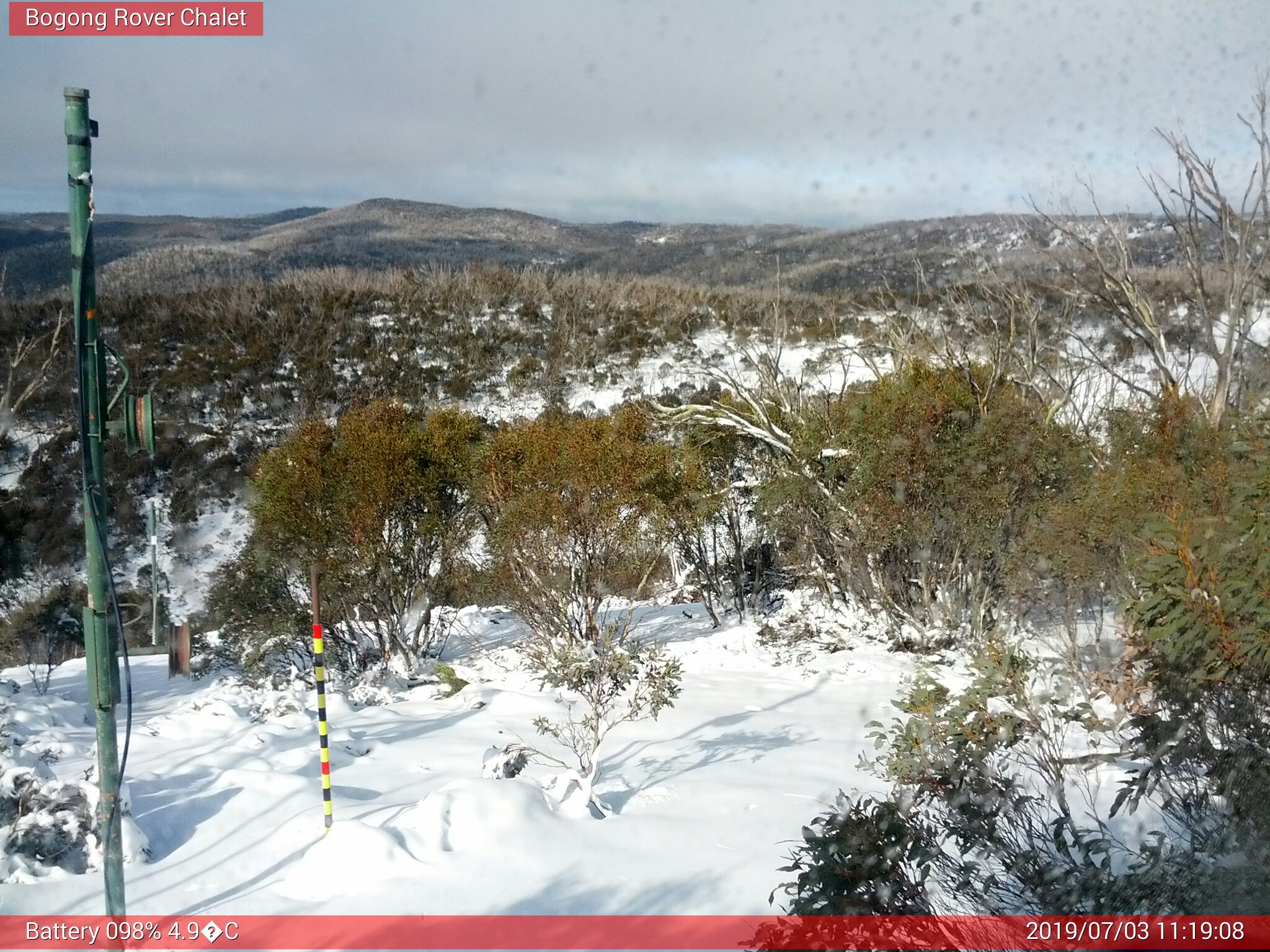 Bogong Web Cam 11:19am Wednesday 3rd of July 2019