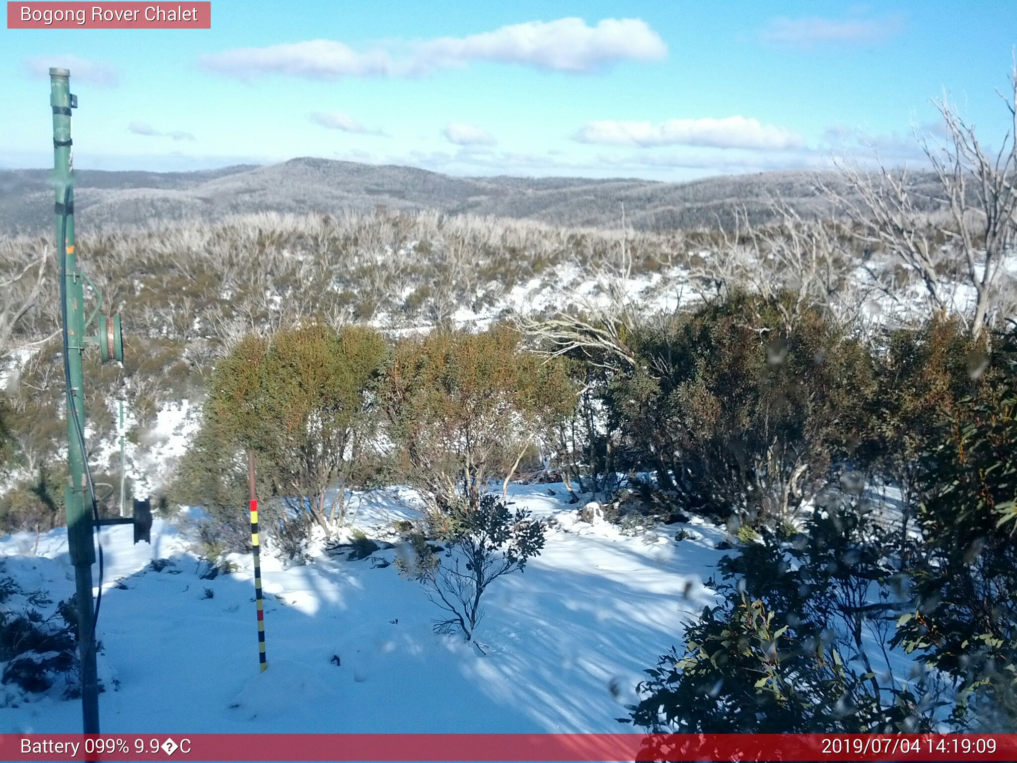 Bogong Web Cam 2:19pm Thursday 4th of July 2019