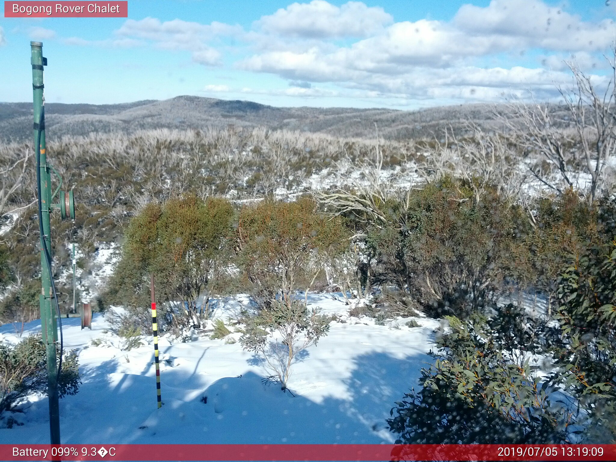 Bogong Web Cam 1:19pm Friday 5th of July 2019