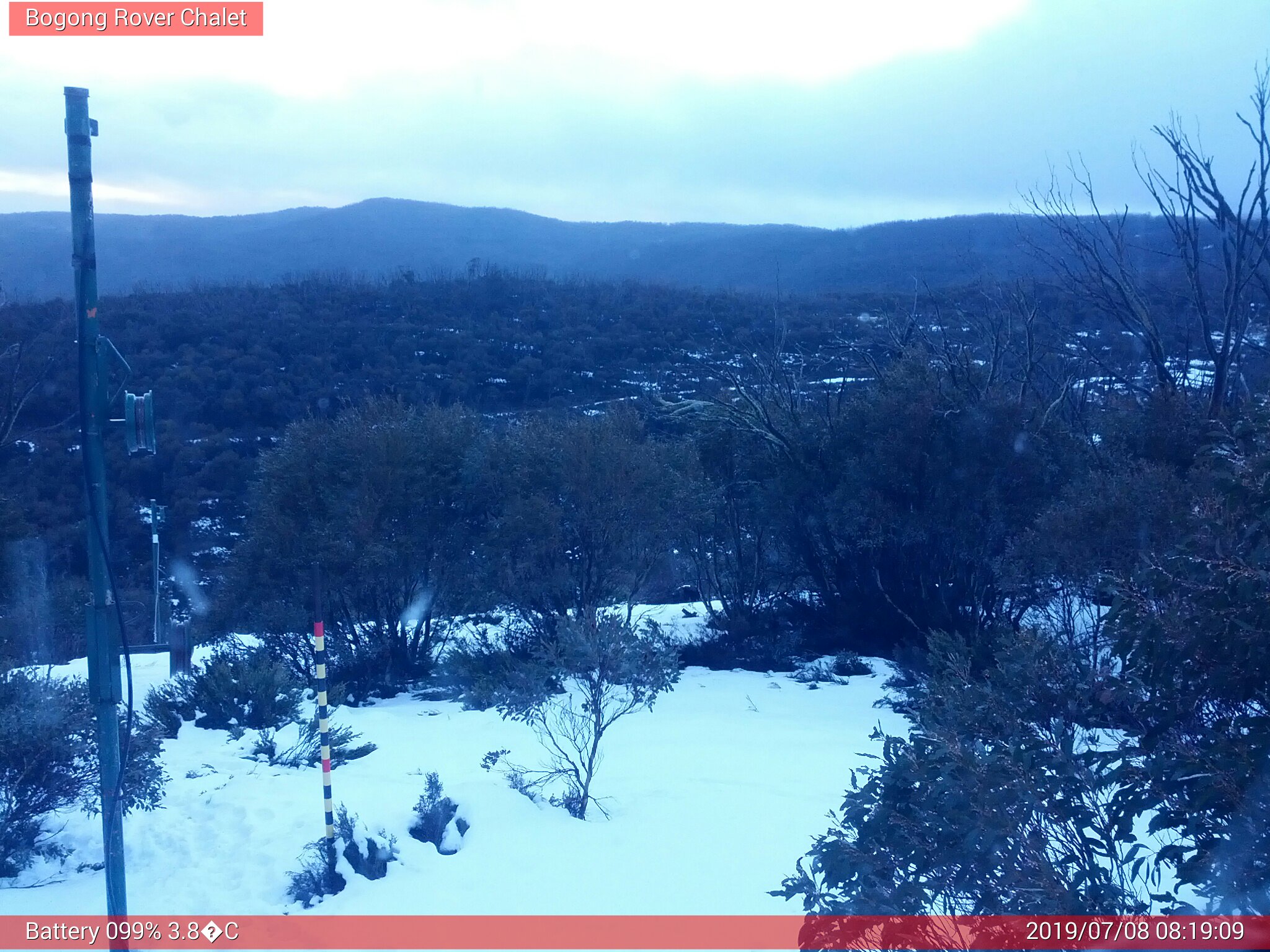 Bogong Web Cam 8:19am Monday 8th of July 2019