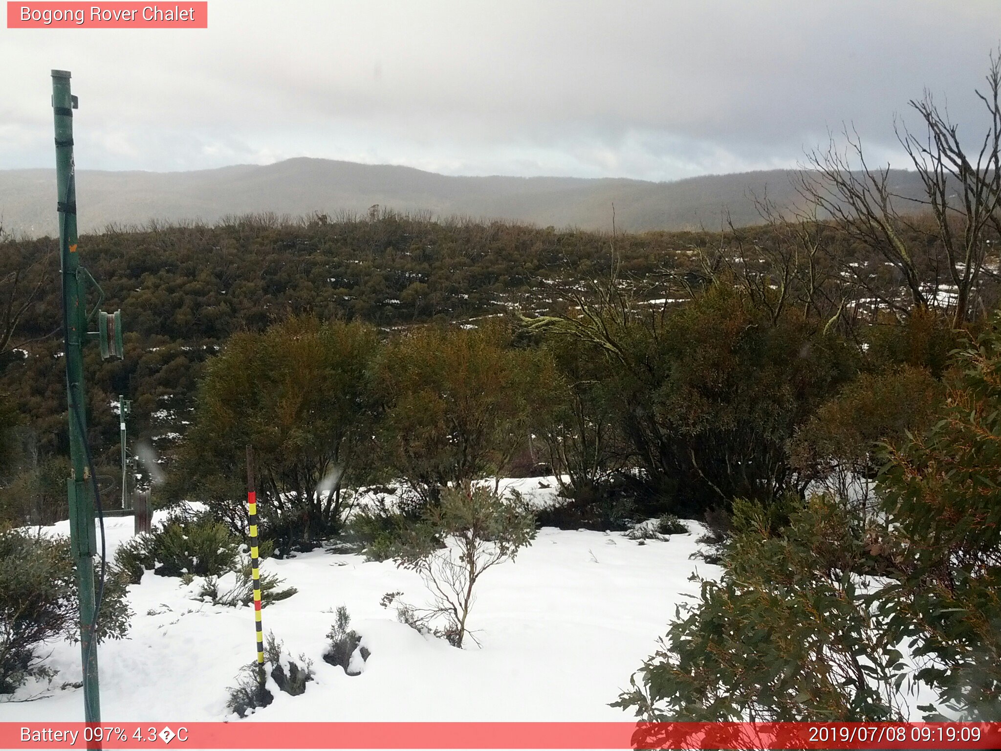 Bogong Web Cam 9:19am Monday 8th of July 2019