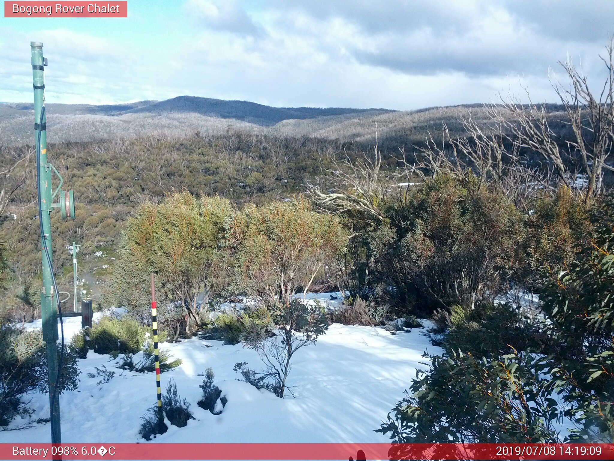 Bogong Web Cam 2:19pm Monday 8th of July 2019