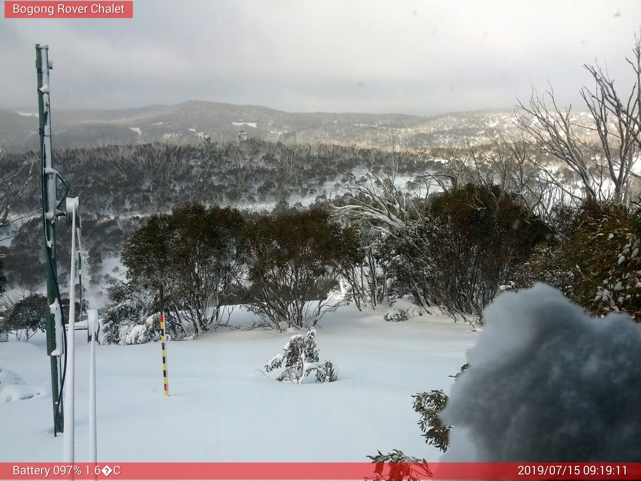 Bogong Web Cam 9:19am Monday 15th of July 2019