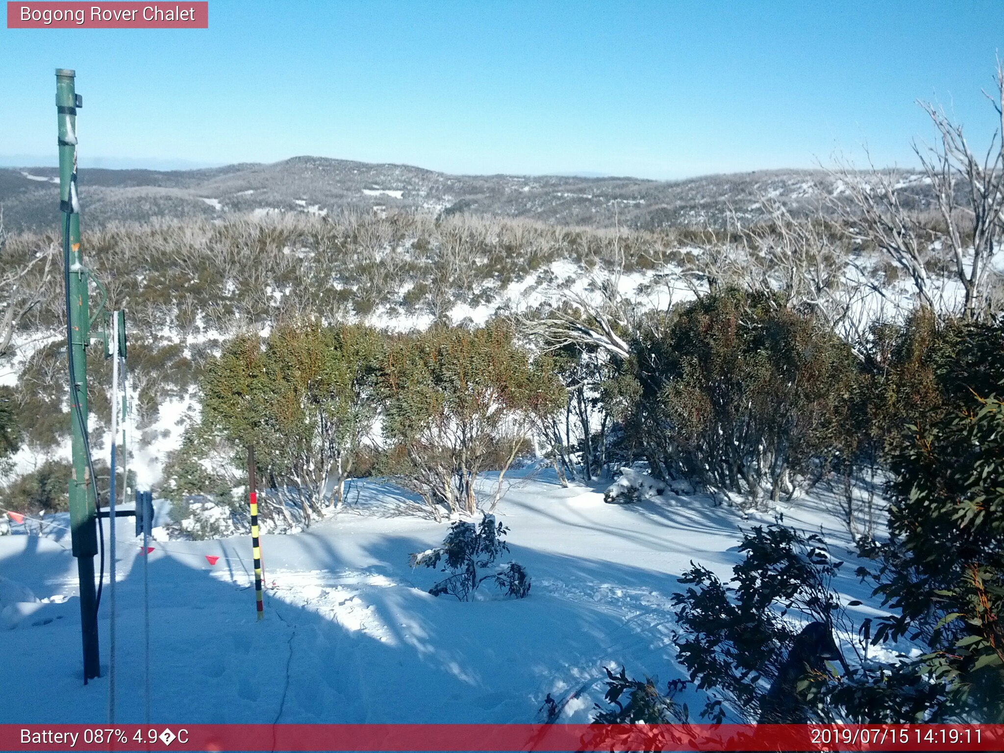 Bogong Web Cam 2:19pm Monday 15th of July 2019