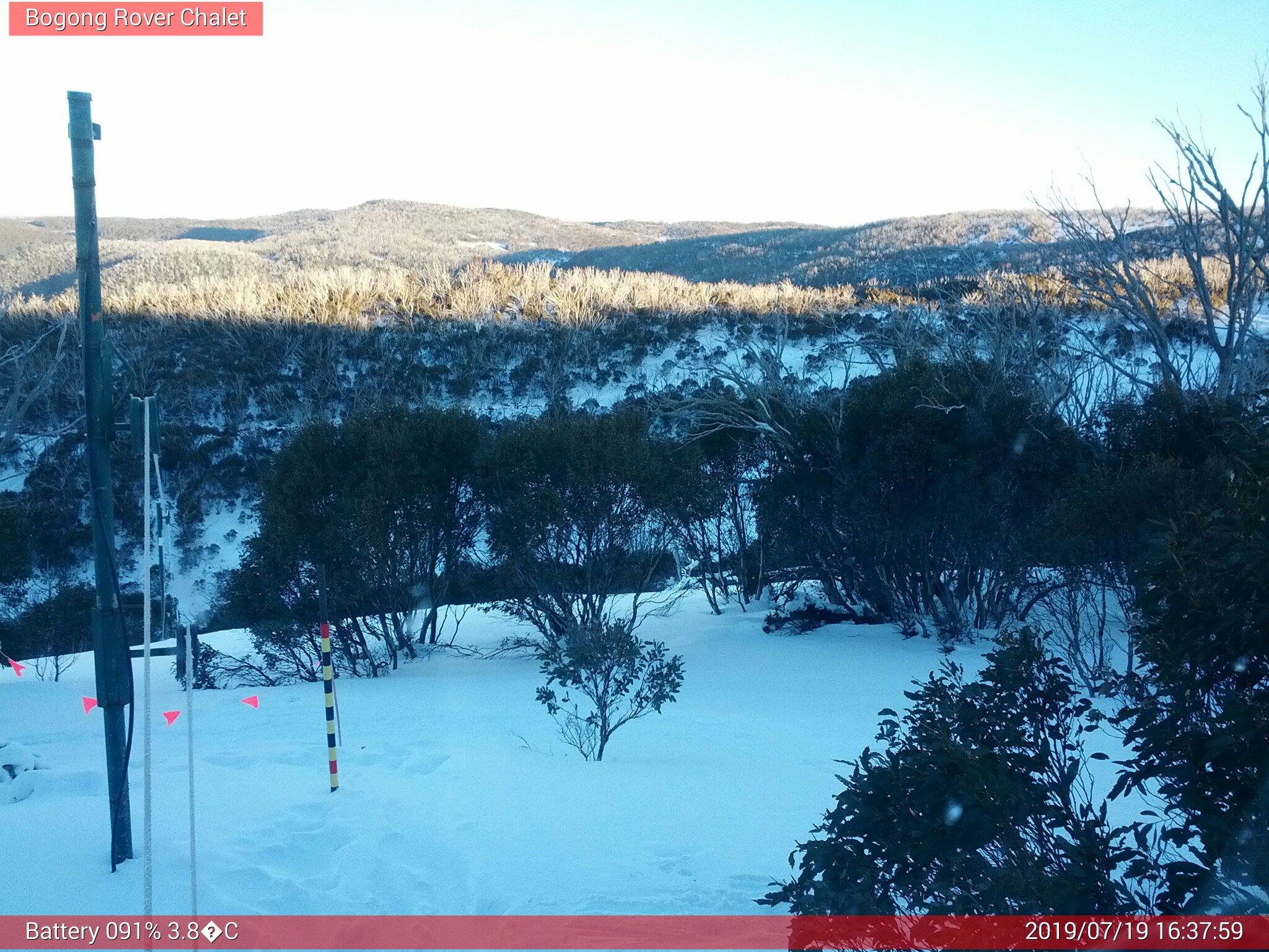 Bogong Web Cam 4:37pm Friday 19th of July 2019