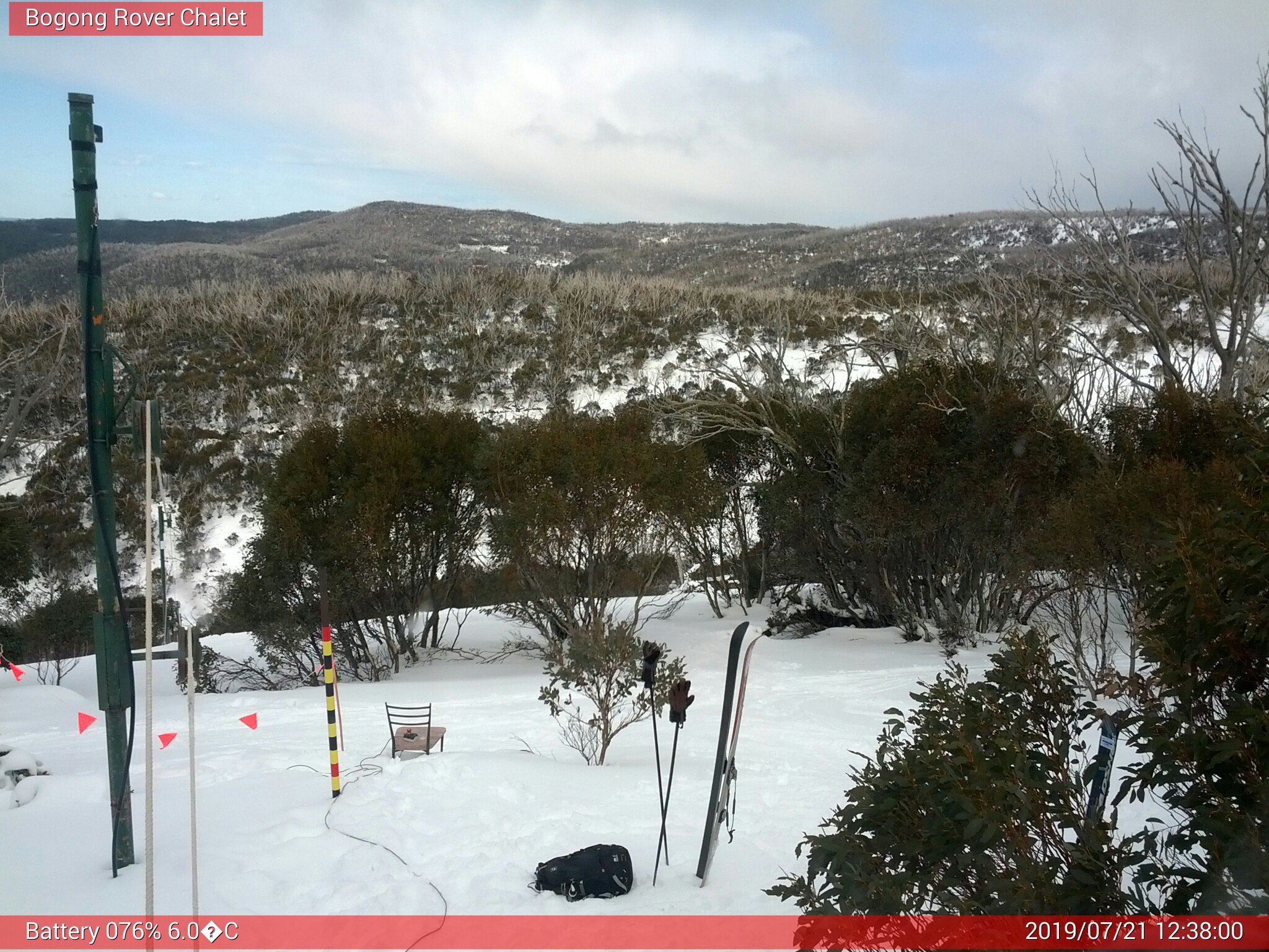 Bogong Web Cam 12:37pm Sunday 21st of July 2019