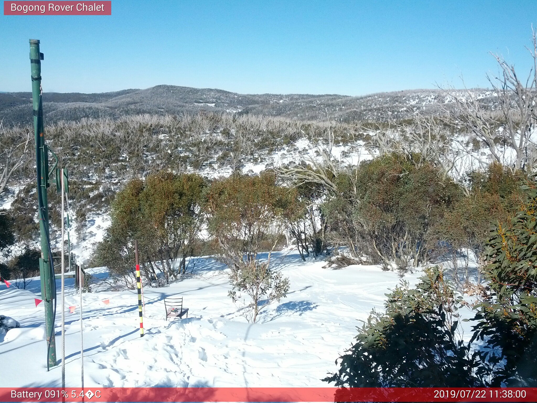 Bogong Web Cam 11:37am Monday 22nd of July 2019