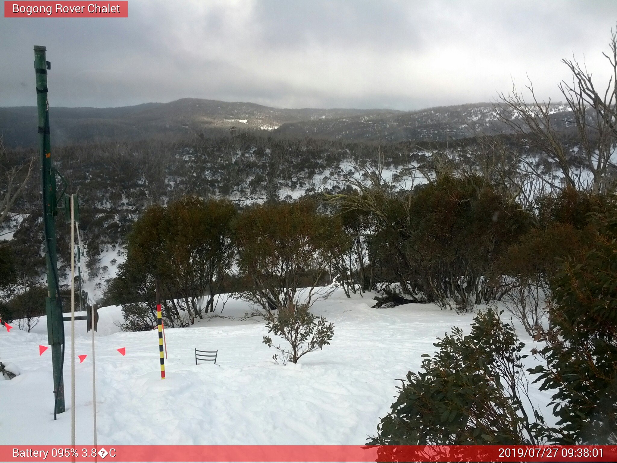 Bogong Web Cam 9:38am Saturday 27th of July 2019