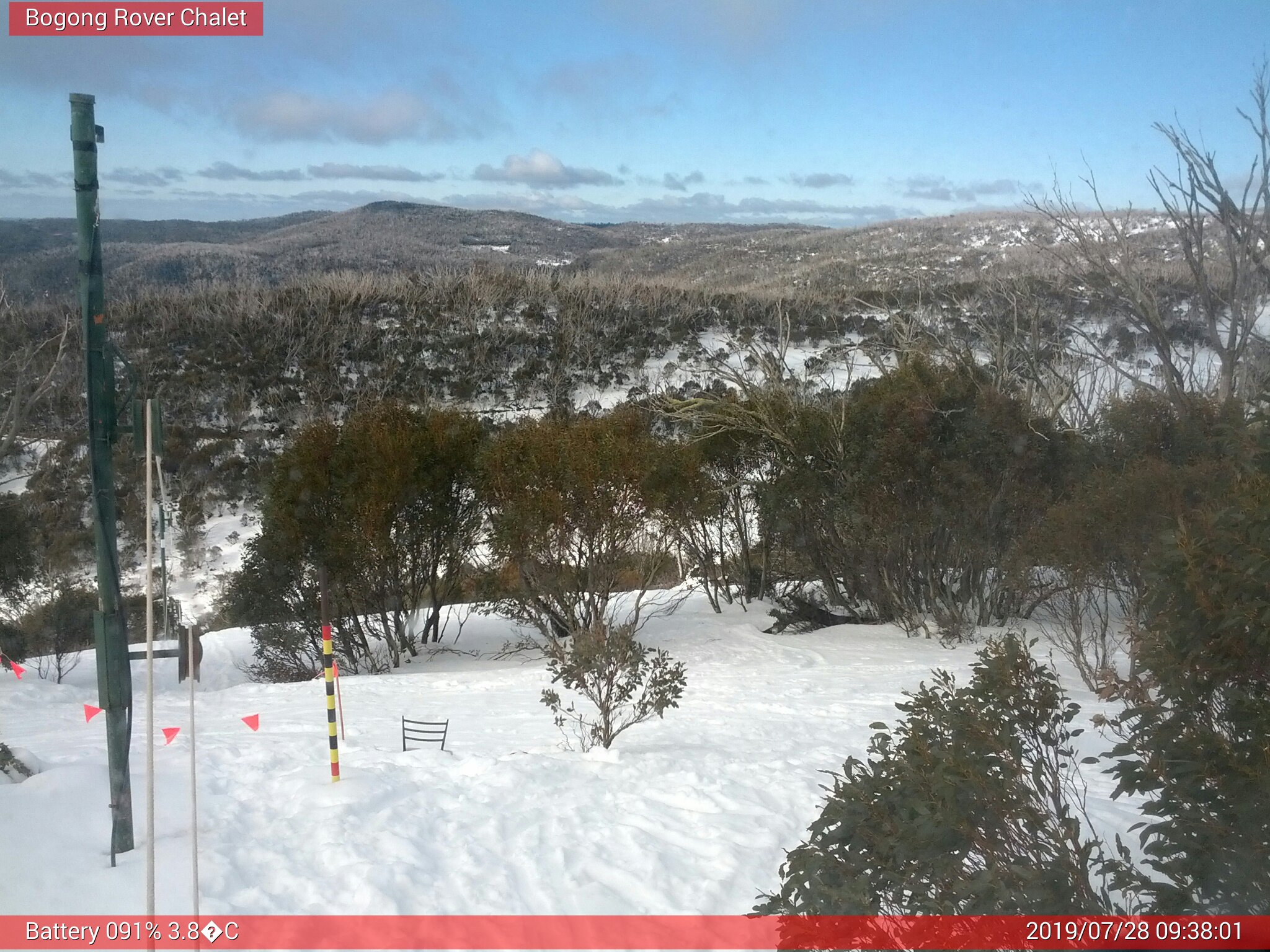 Bogong Web Cam 9:38am Sunday 28th of July 2019