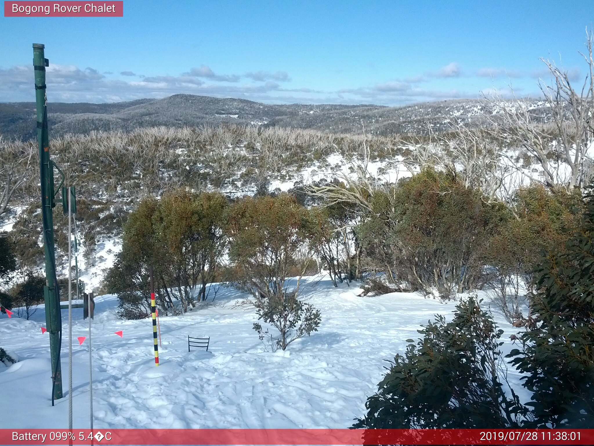 Bogong Web Cam 11:38am Sunday 28th of July 2019