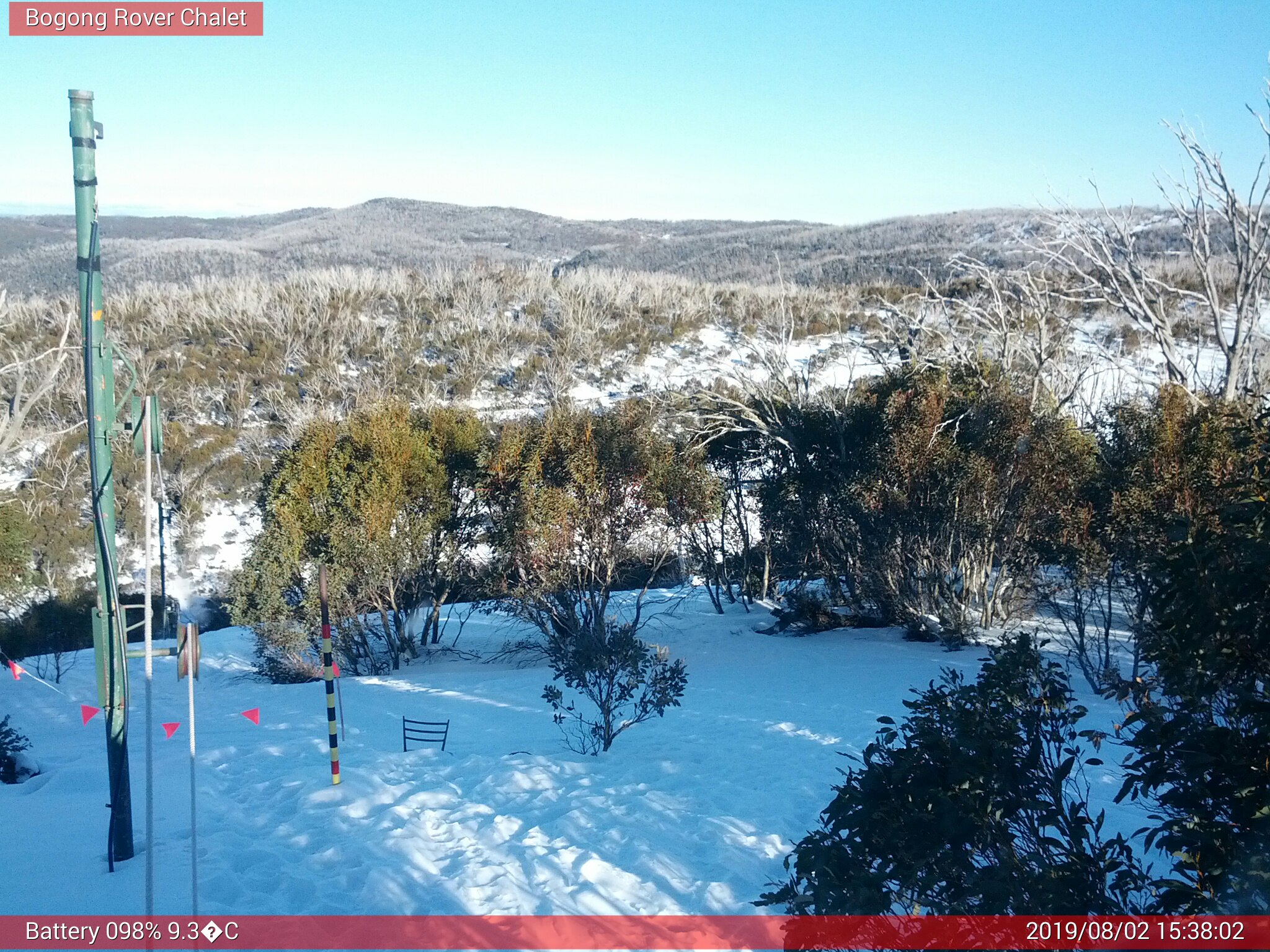 Bogong Web Cam 3:38pm Friday 2nd of August 2019