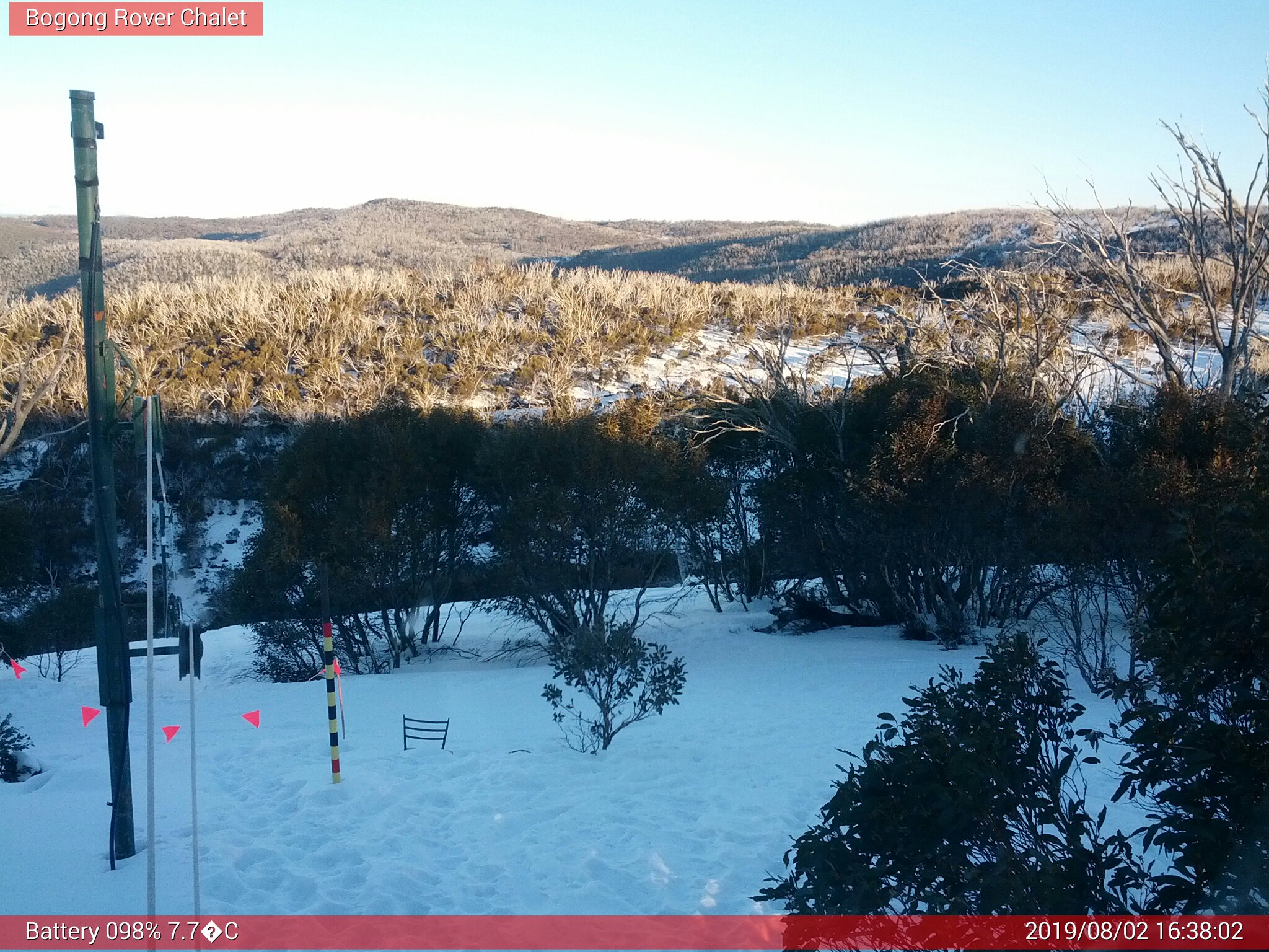 Bogong Web Cam 4:38pm Friday 2nd of August 2019