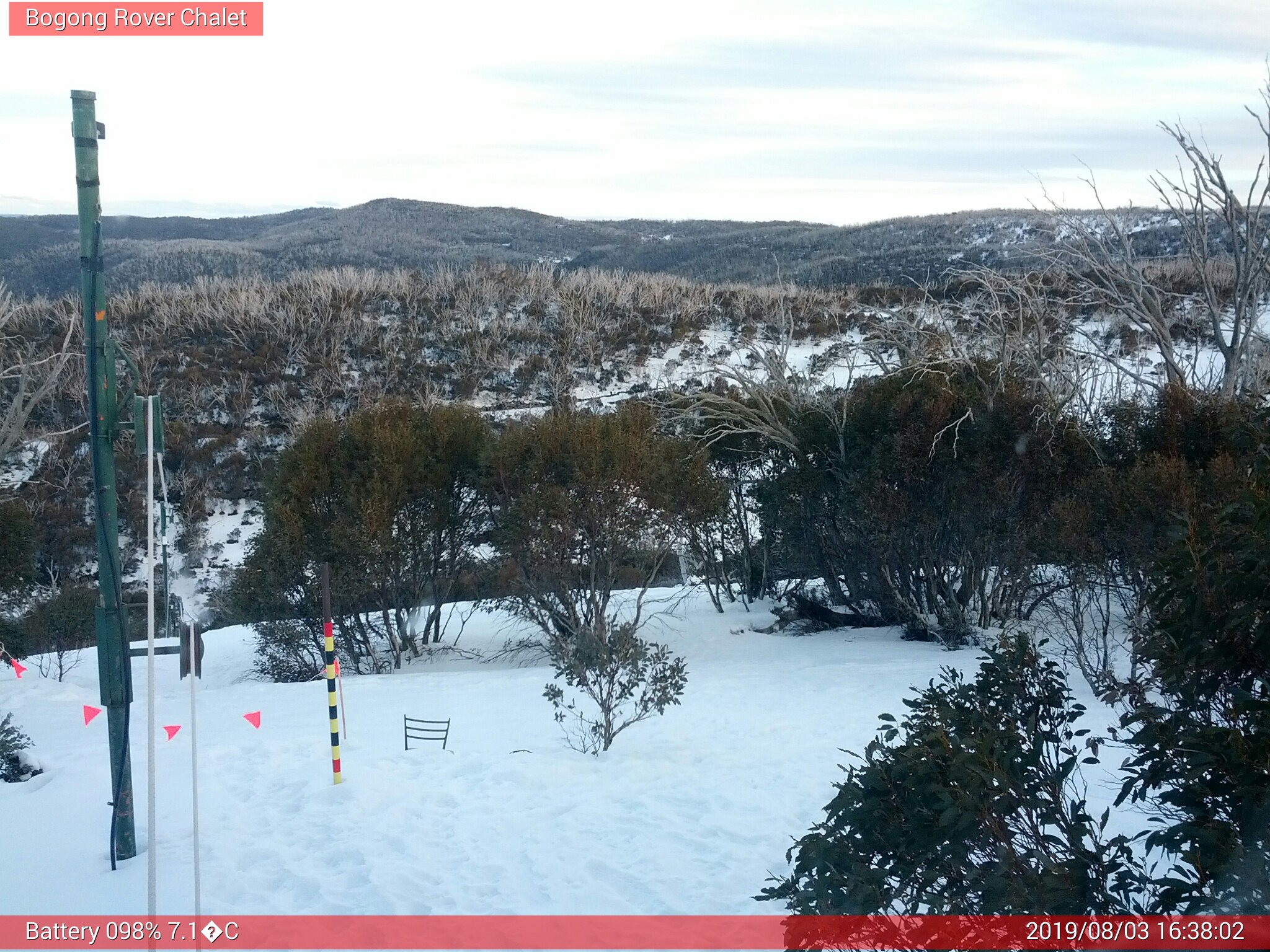 Bogong Web Cam 4:38pm Saturday 3rd of August 2019