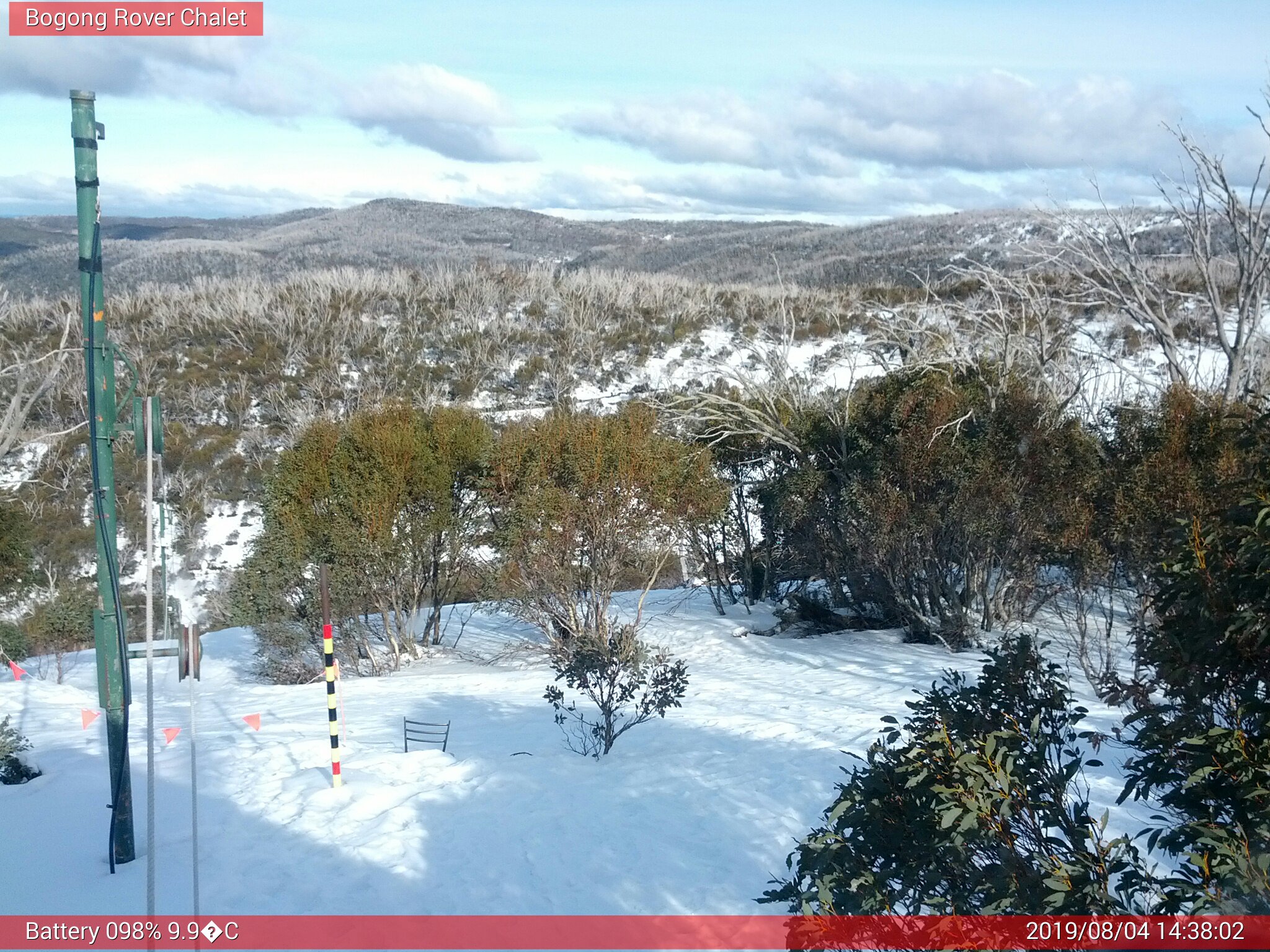 Bogong Web Cam 2:38pm Sunday 4th of August 2019