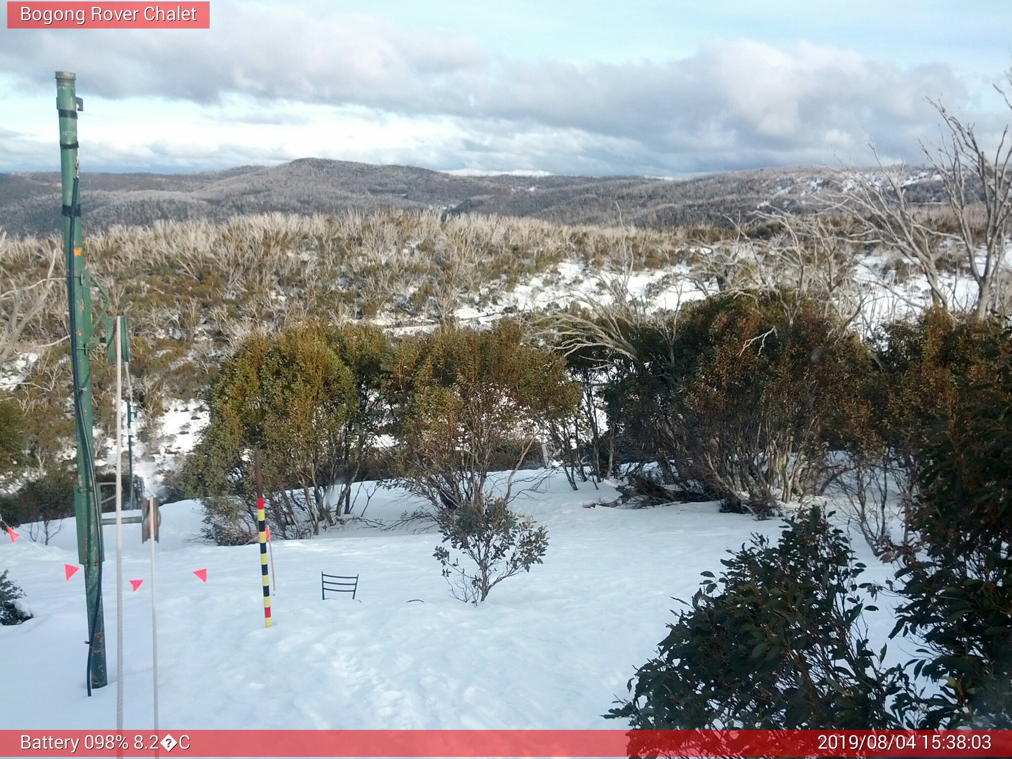 Bogong Web Cam 3:38pm Sunday 4th of August 2019