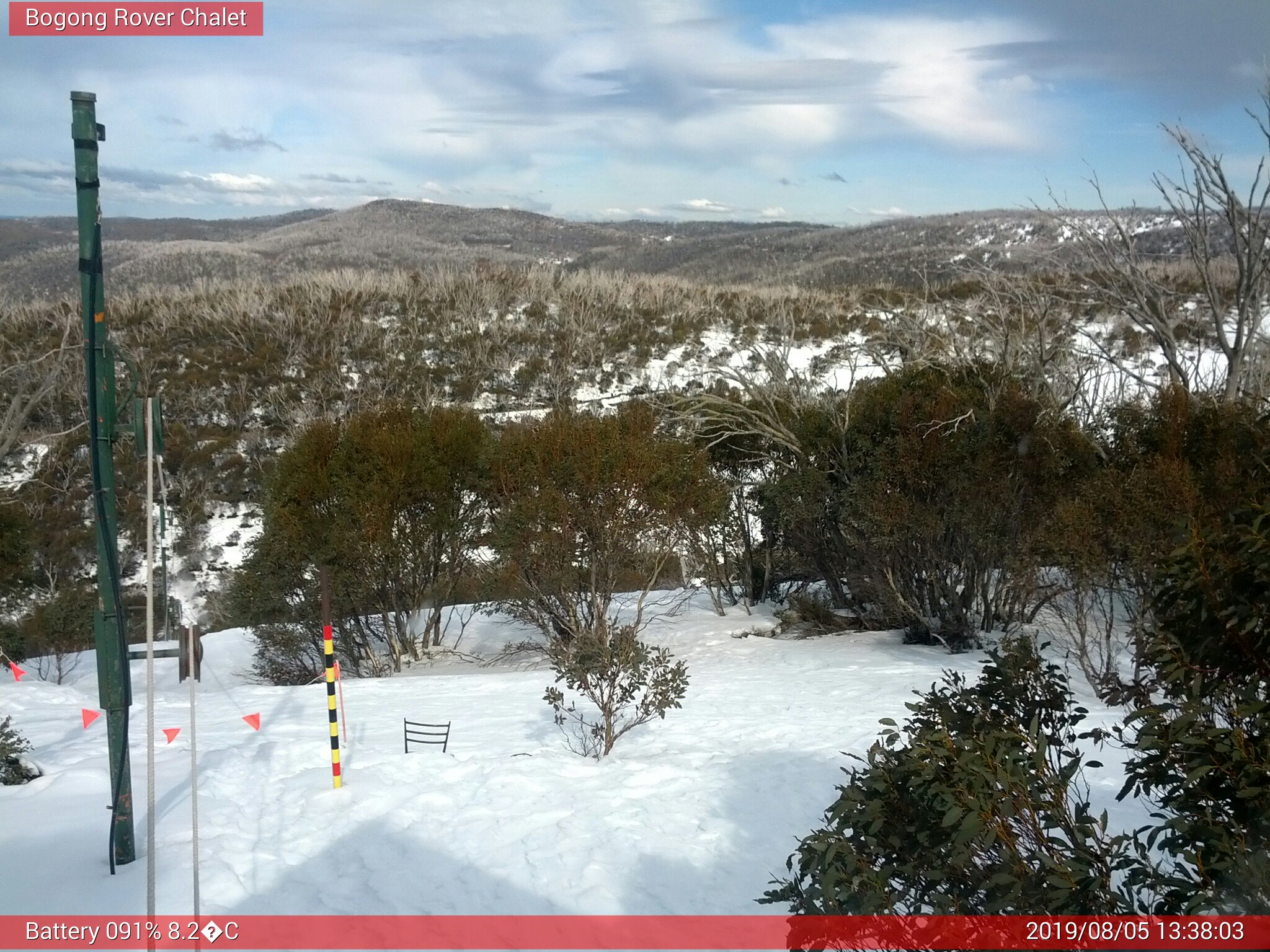 Bogong Web Cam 1:38pm Monday 5th of August 2019