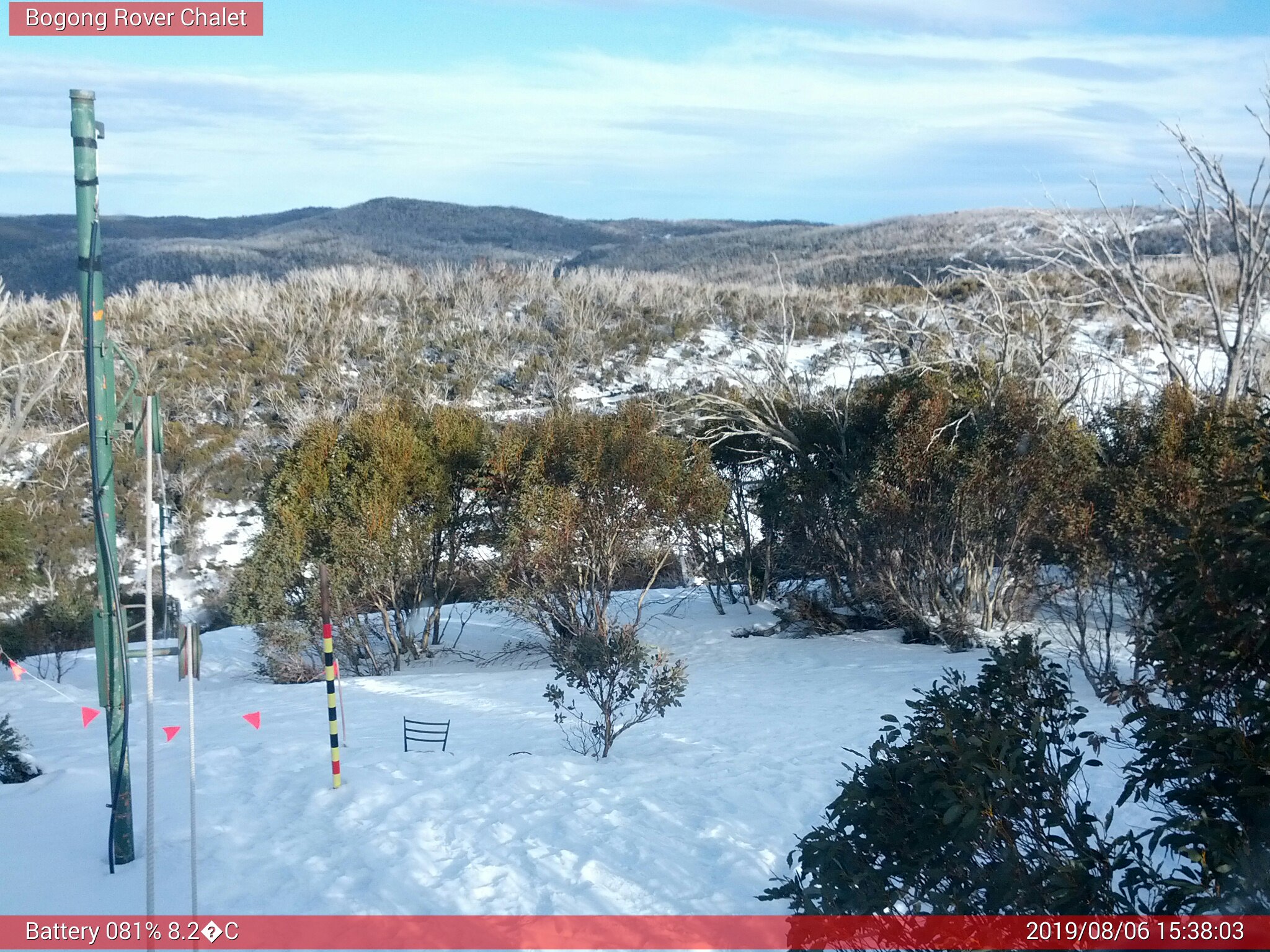 Bogong Web Cam 3:38pm Tuesday 6th of August 2019